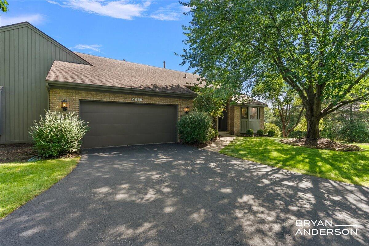 2285 Mourning Dove Court SE Grand Rapids MI 49546