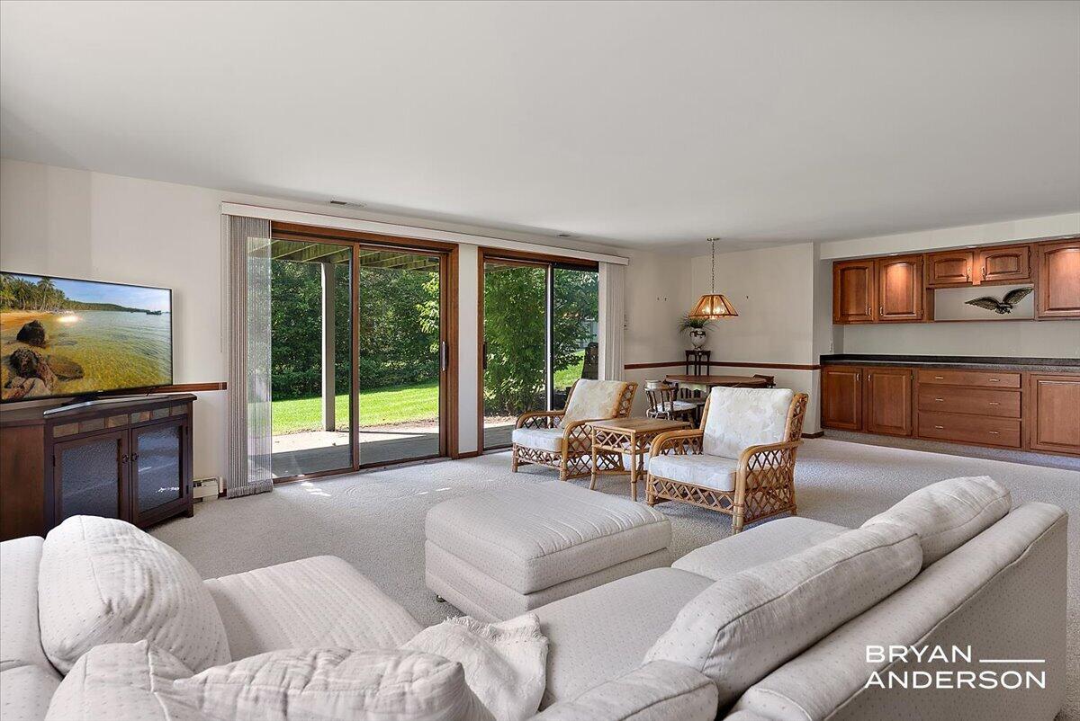 2285 Mourning Dove Court SE Grand Rapids MI 49546