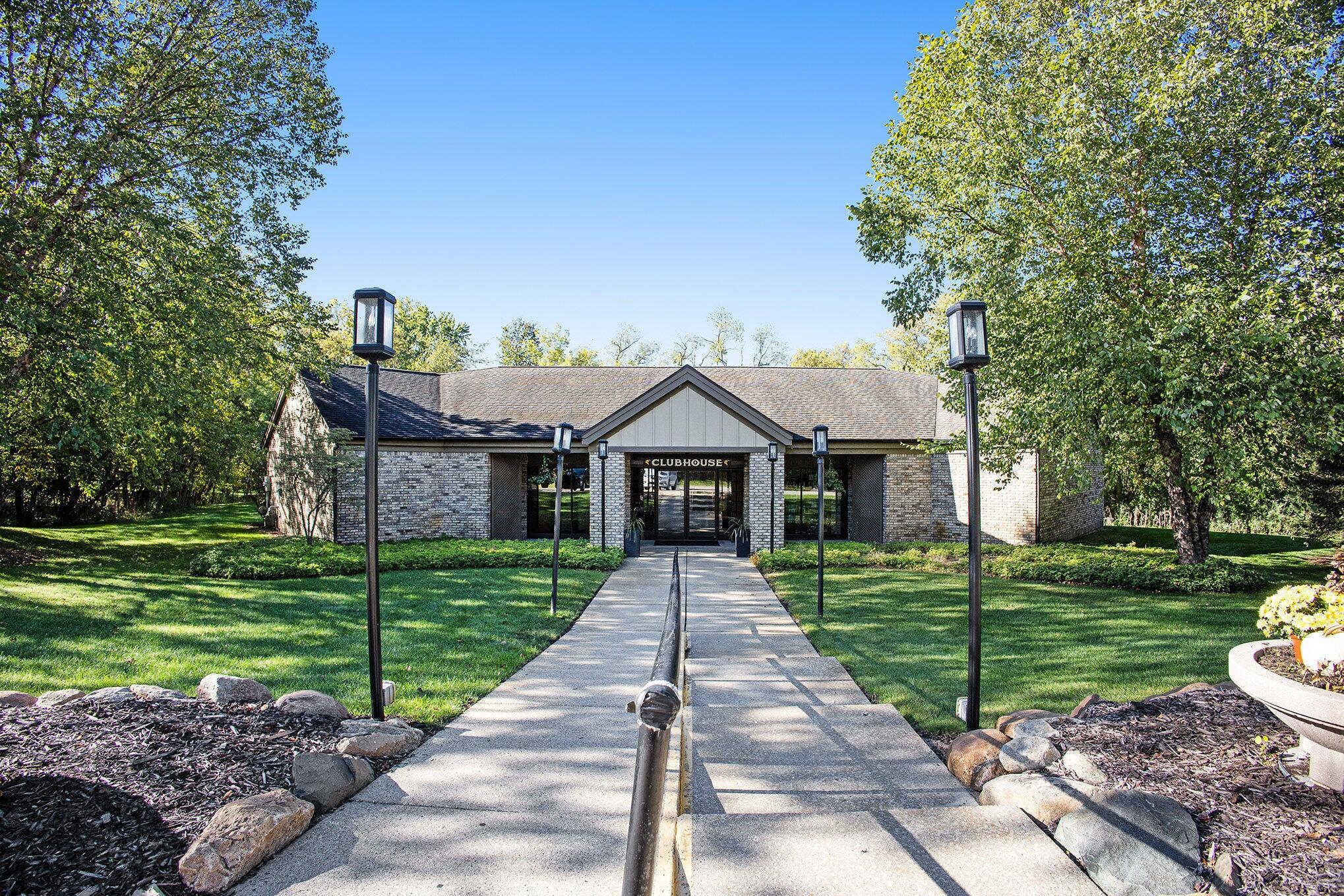 2285 Mourning Dove Court SE Grand Rapids MI 49546