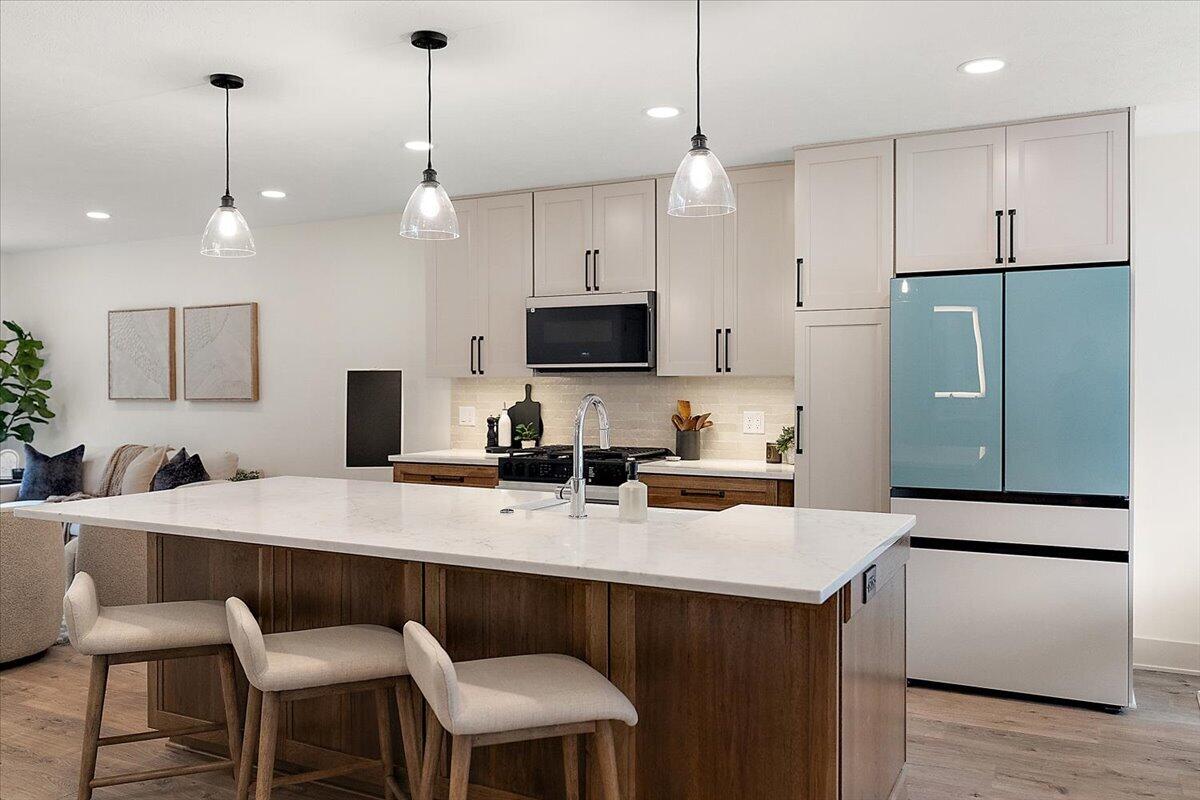 77 Skyline Circle NW Grand Rapids MI 49504