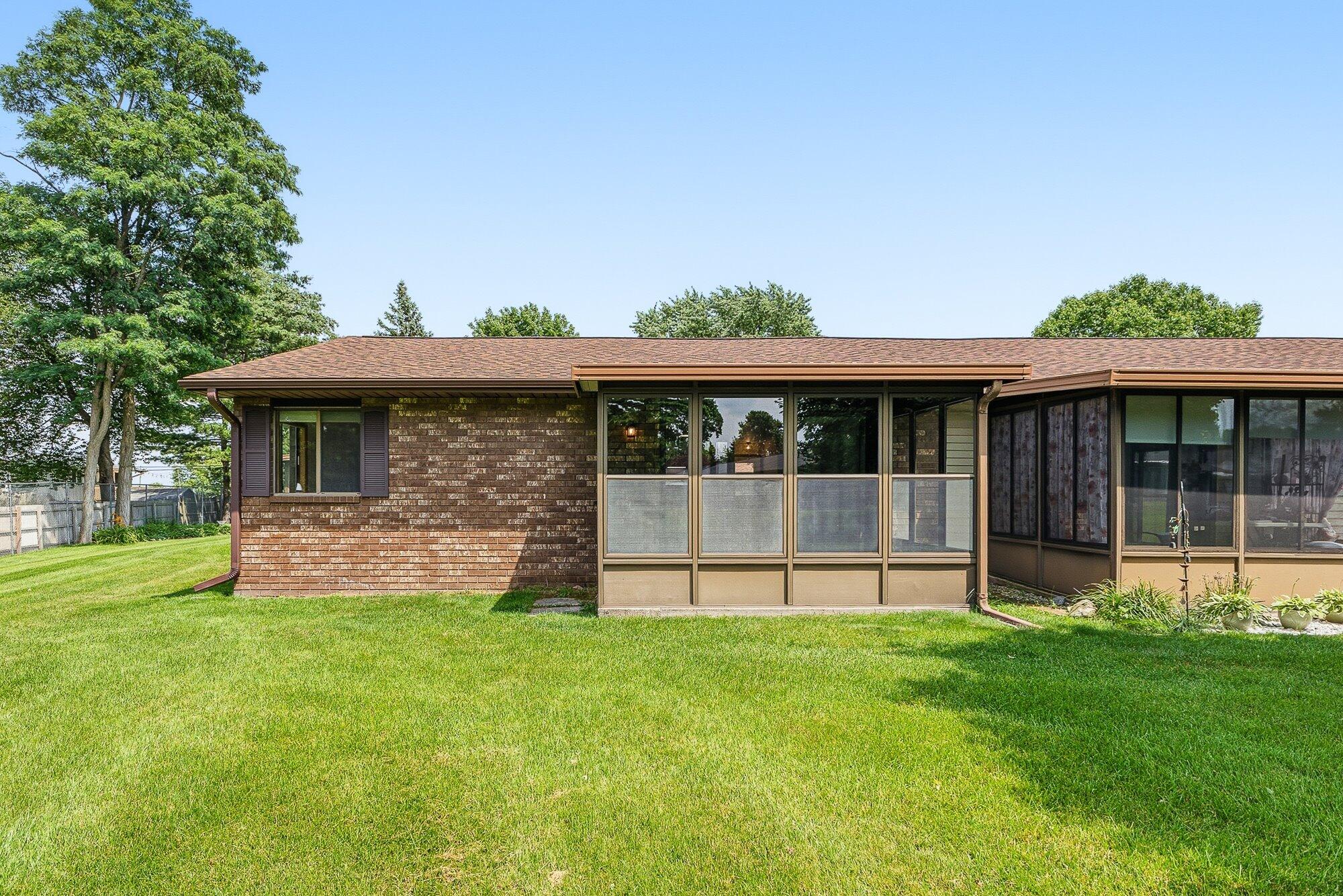 5052 Green Meadow Road Kalamazoo MI 49009
