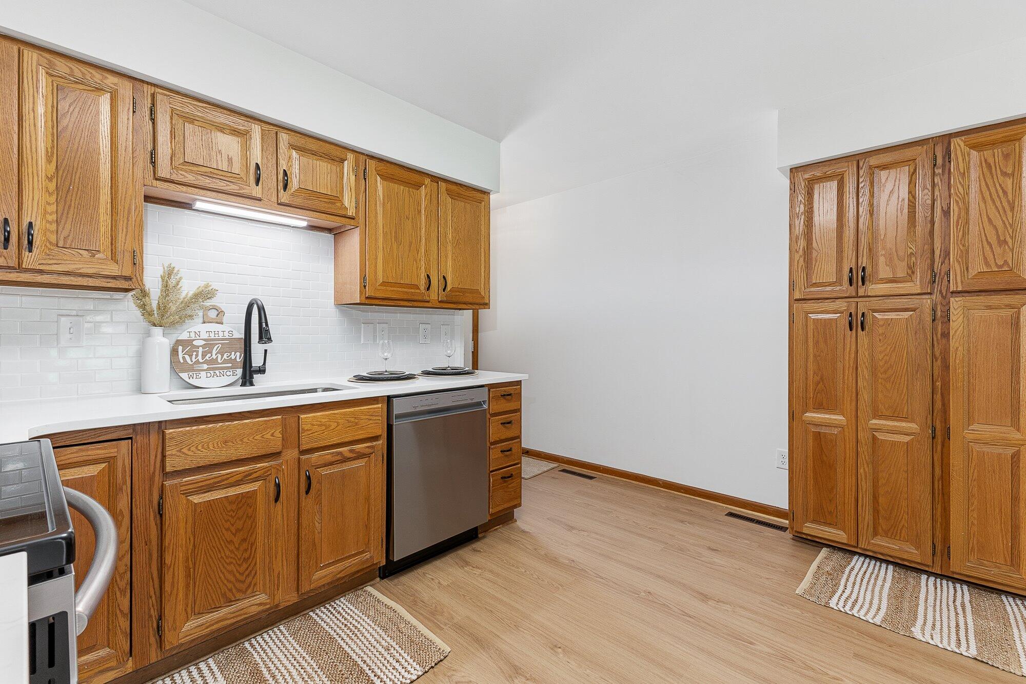 5052 Green Meadow Road Kalamazoo MI 49009