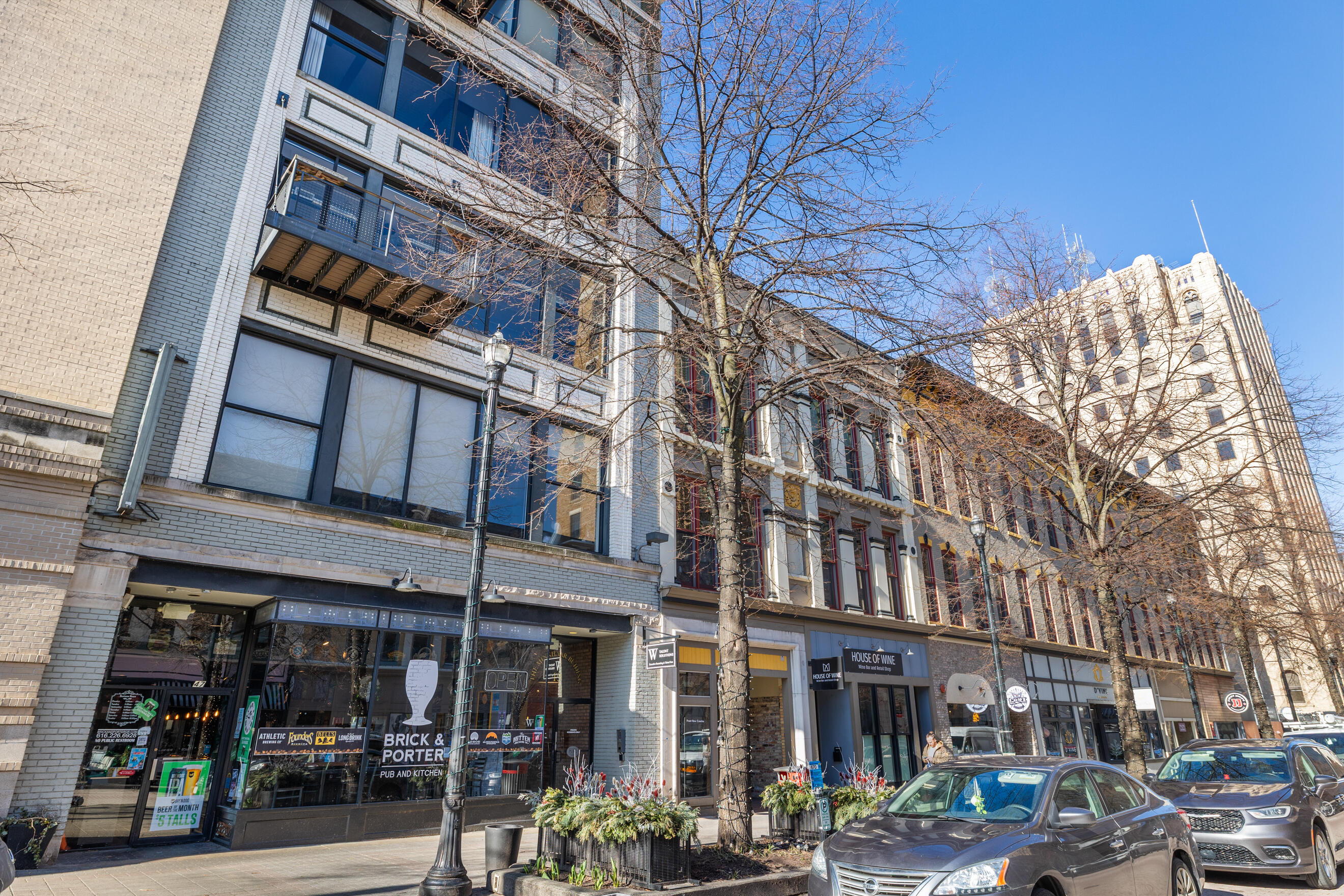 49 Monroe Center Street NW Grand Rapids MI 49503