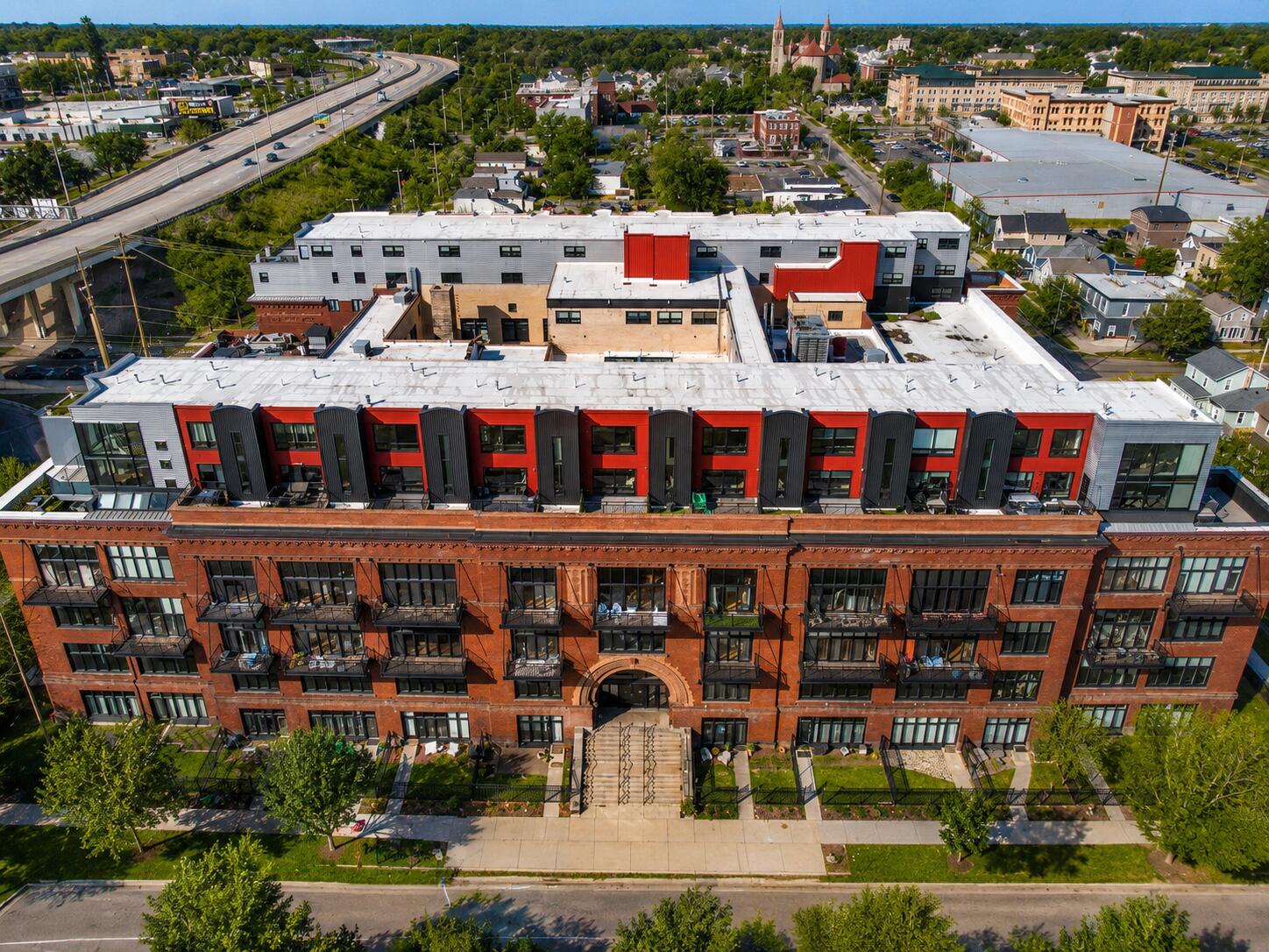 600 Broadway Avenue NW Grand Rapids MI 49504