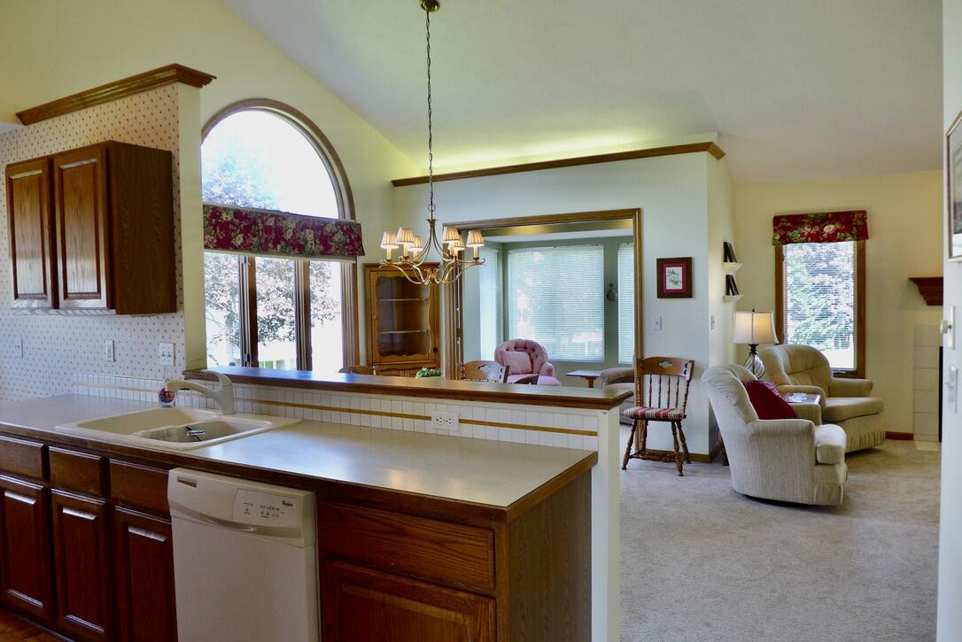 859 Deerview Lane Holland MI 49423