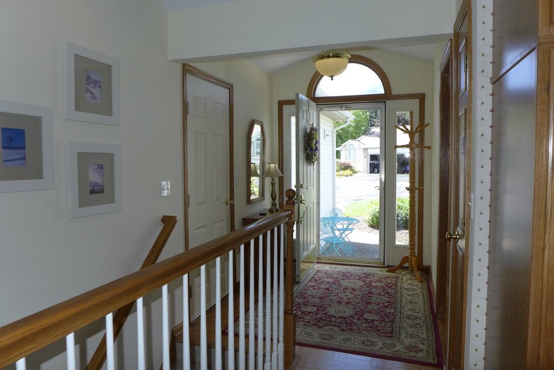 859 Deerview Lane Holland MI 49423