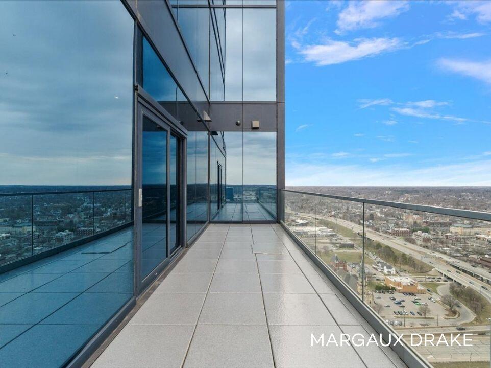 335 Bridge Street NW Grand Rapids MI 49504