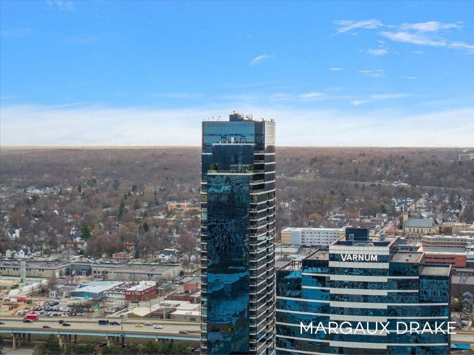 335 Bridge Street NW Grand Rapids MI 49504