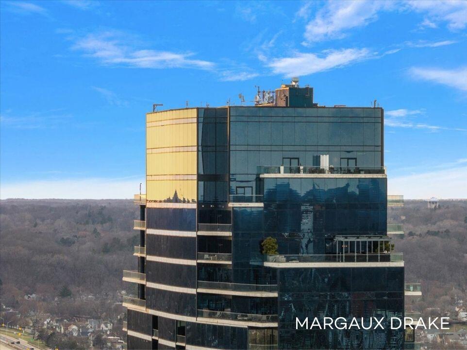 335 Bridge Street NW Grand Rapids MI 49504