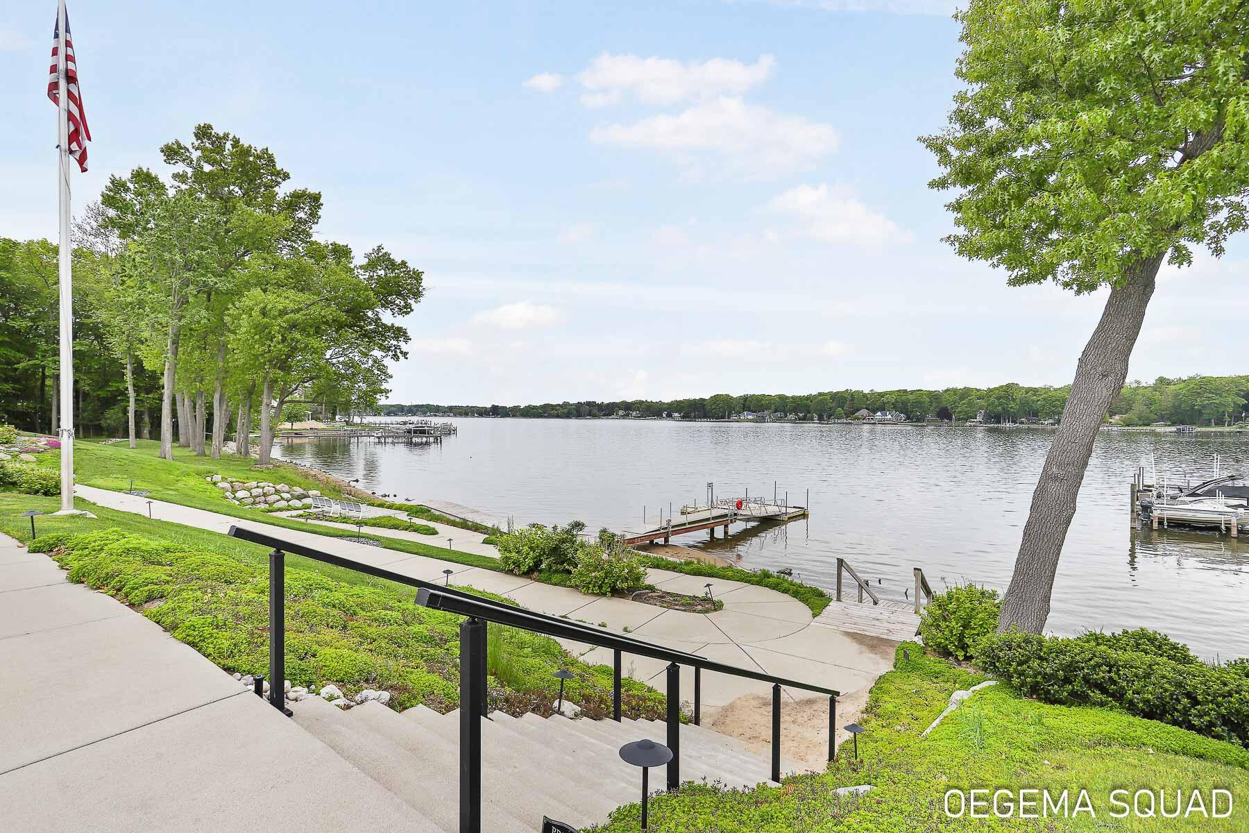 246 Janes View Drive Holland MI 49424