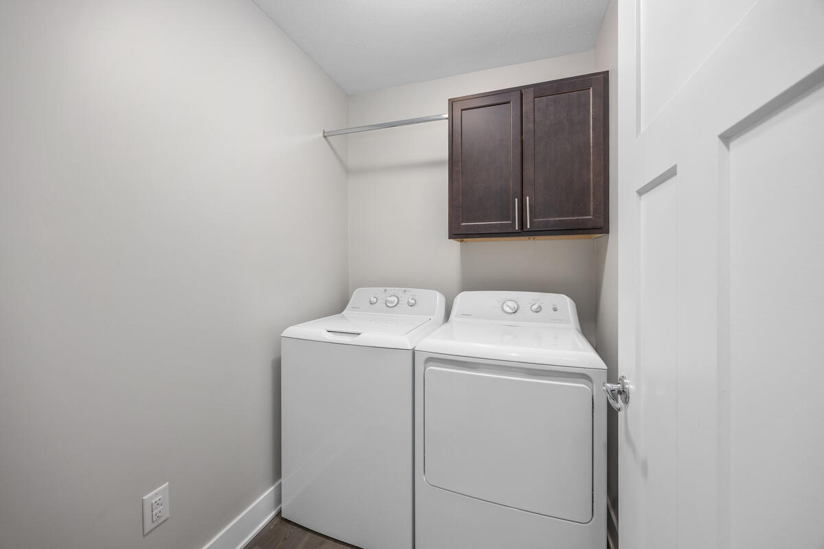 1368 S Village Circle Kalamazoo MI 49009