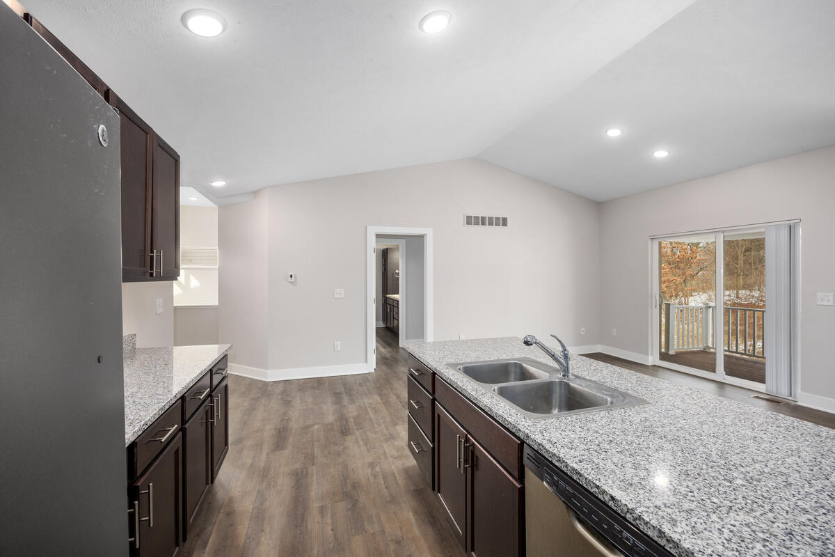 1368 S Village Circle Kalamazoo MI 49009