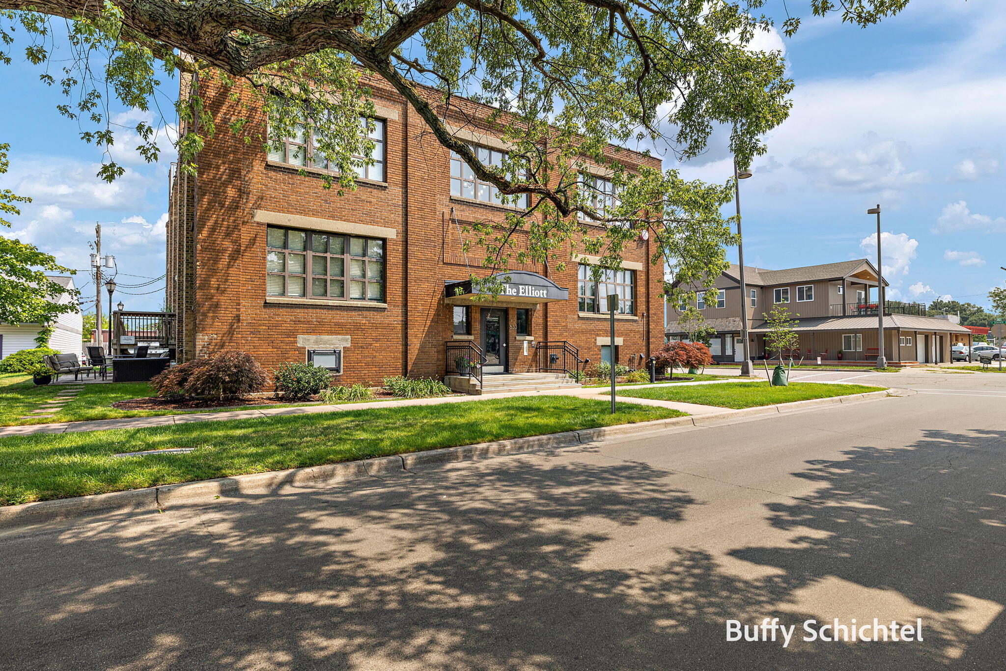 633 Elliott Avenue Grand Haven MI 49417
