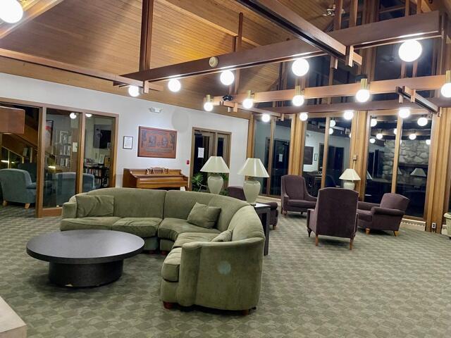 4040 Greenleaf Circle Kalamazoo MI 49008