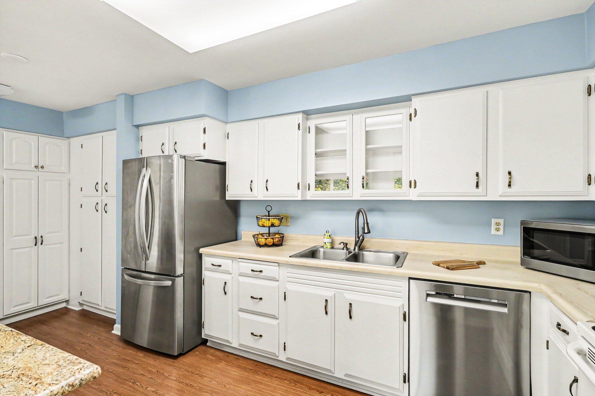 4040 Greenleaf Circle Kalamazoo MI 49008
