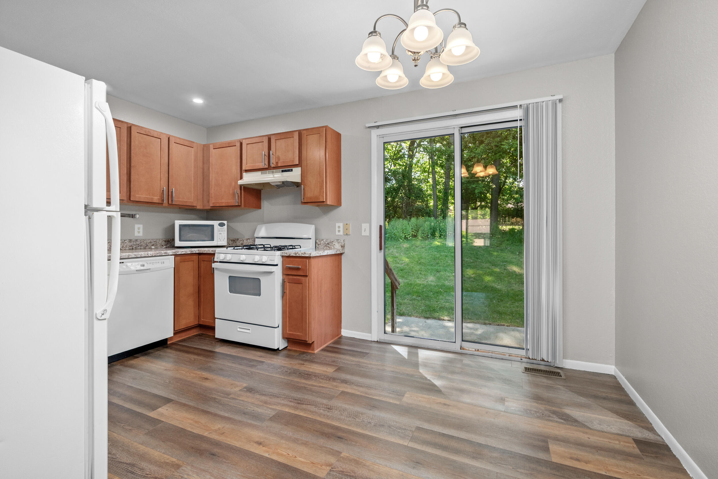 2957 Englewood Avenue SE Grand Rapids MI 49508