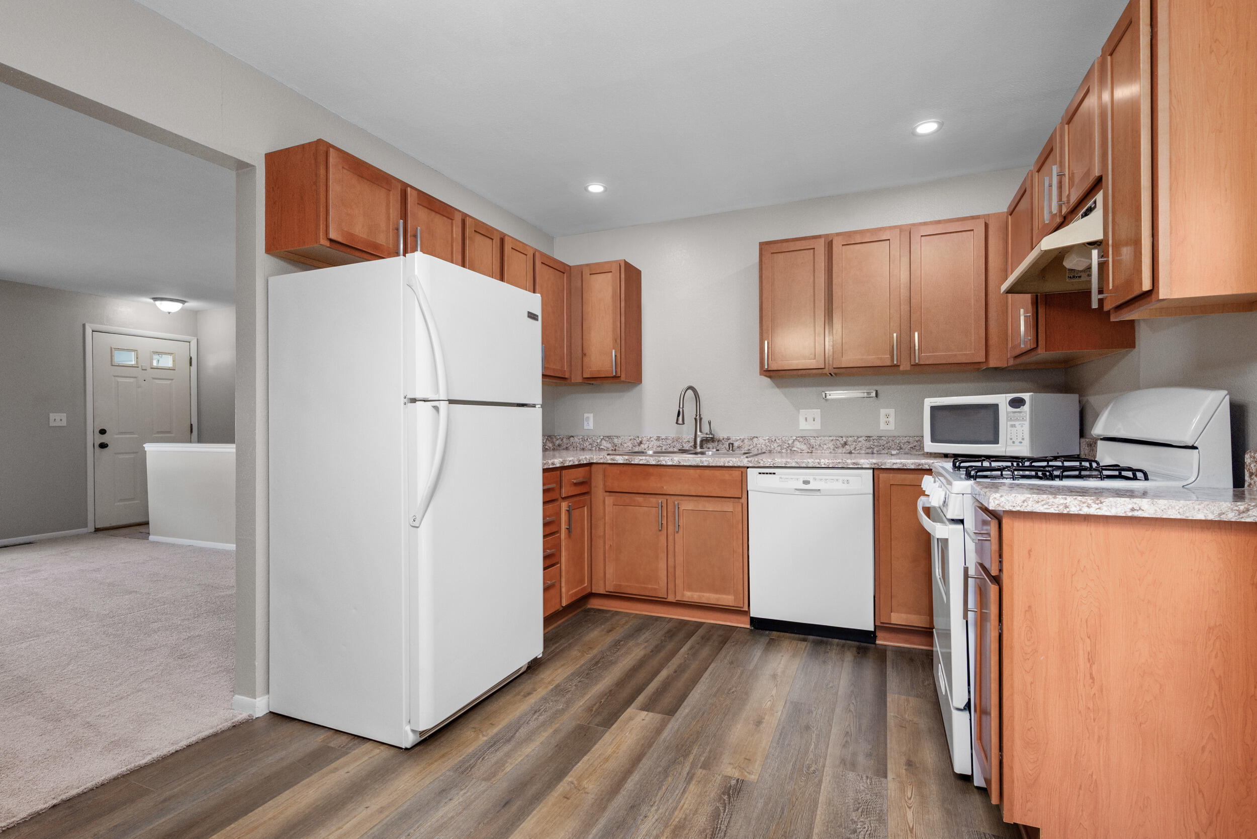 2957 Englewood Avenue SE Grand Rapids MI 49508
