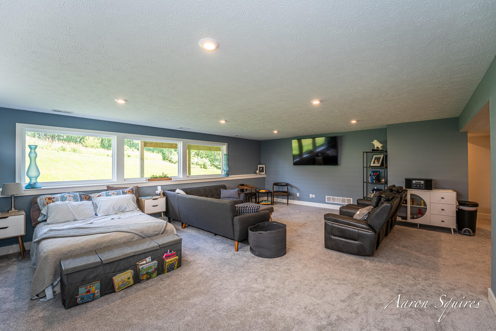 8262 Autumn Acres Drive NE Rockford MI 49341