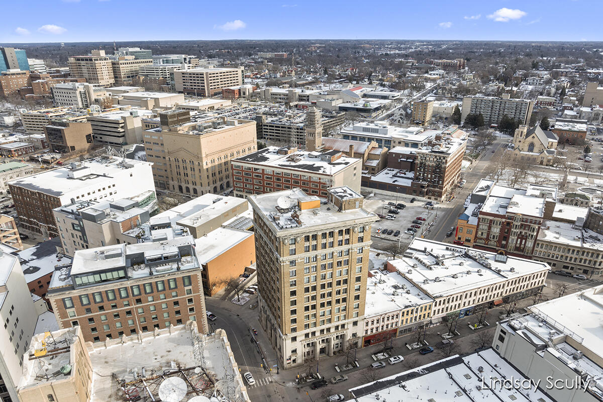 60 Monroe Center Street NW Grand Rapids MI 49503