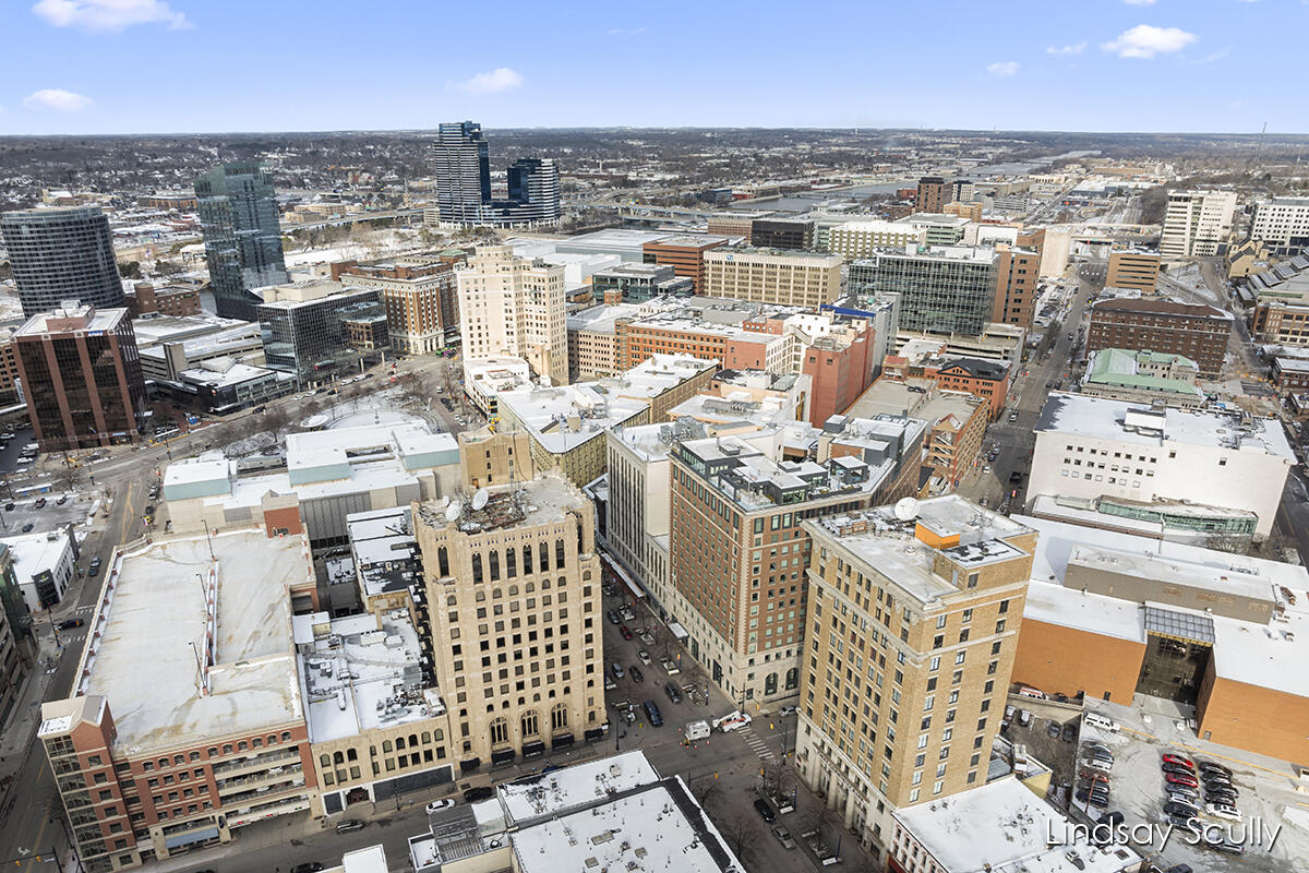 60 Monroe Center Street NW Grand Rapids MI 49503