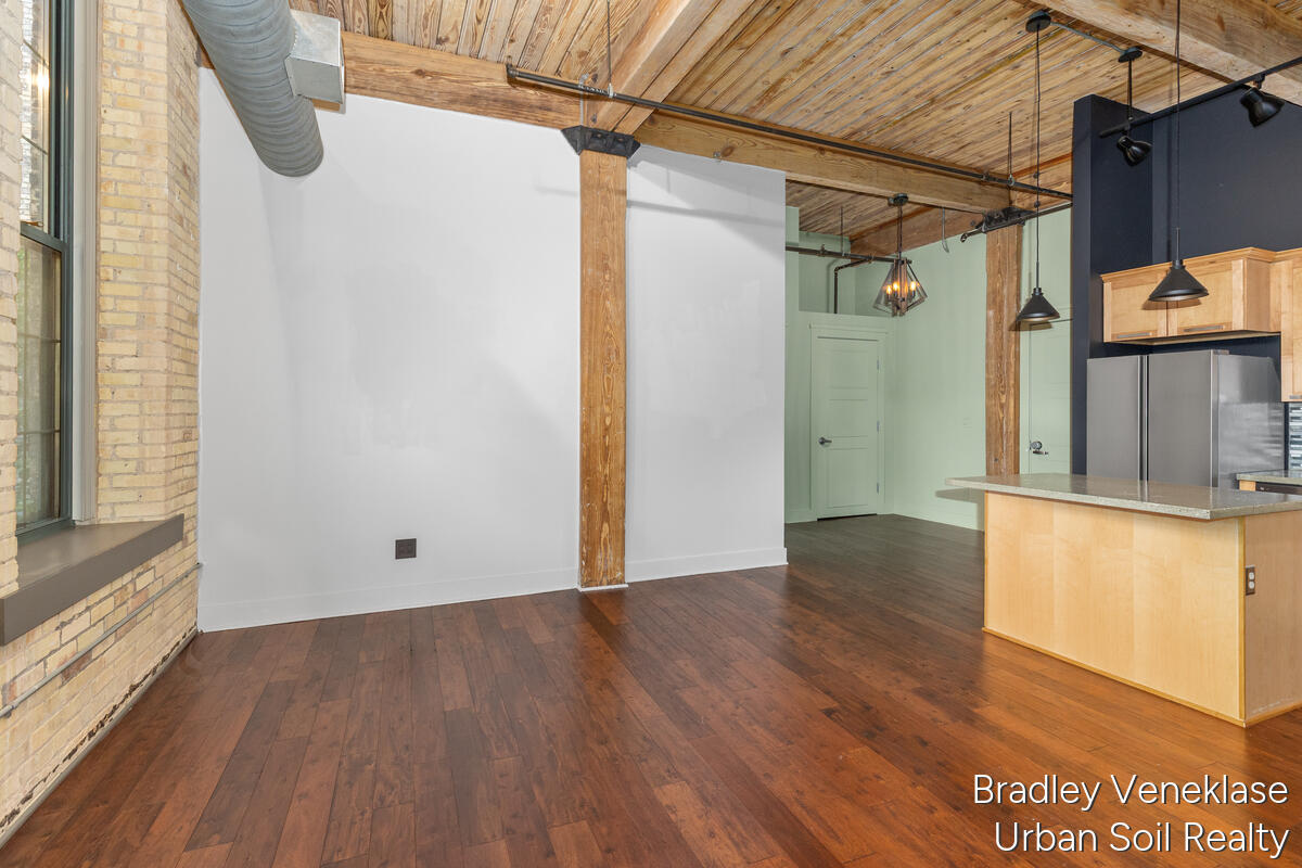 940 Monroe Avenue NW Grand Rapids MI 49503