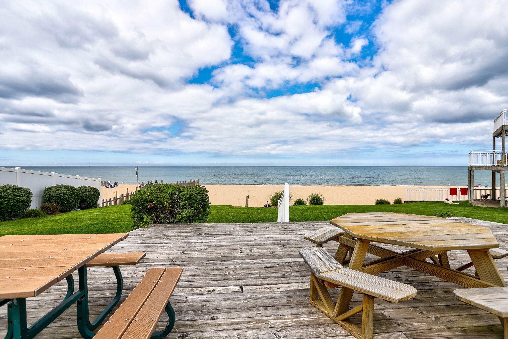 215 North Shore Drive South Haven MI 49090