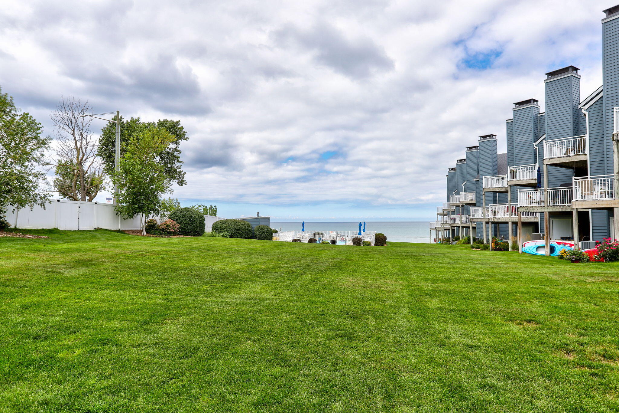 215 North Shore Drive South Haven MI 49090
