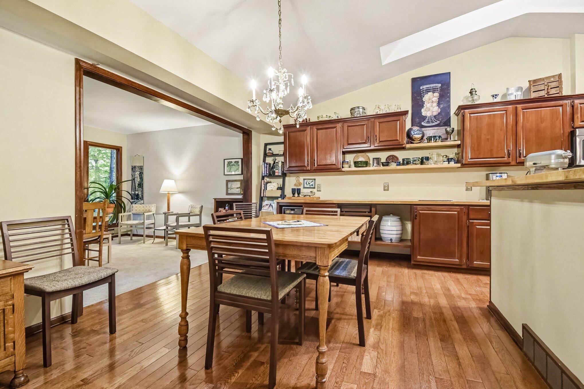 2133 North Cross Creek Drive SE Grand Rapids MI 49508