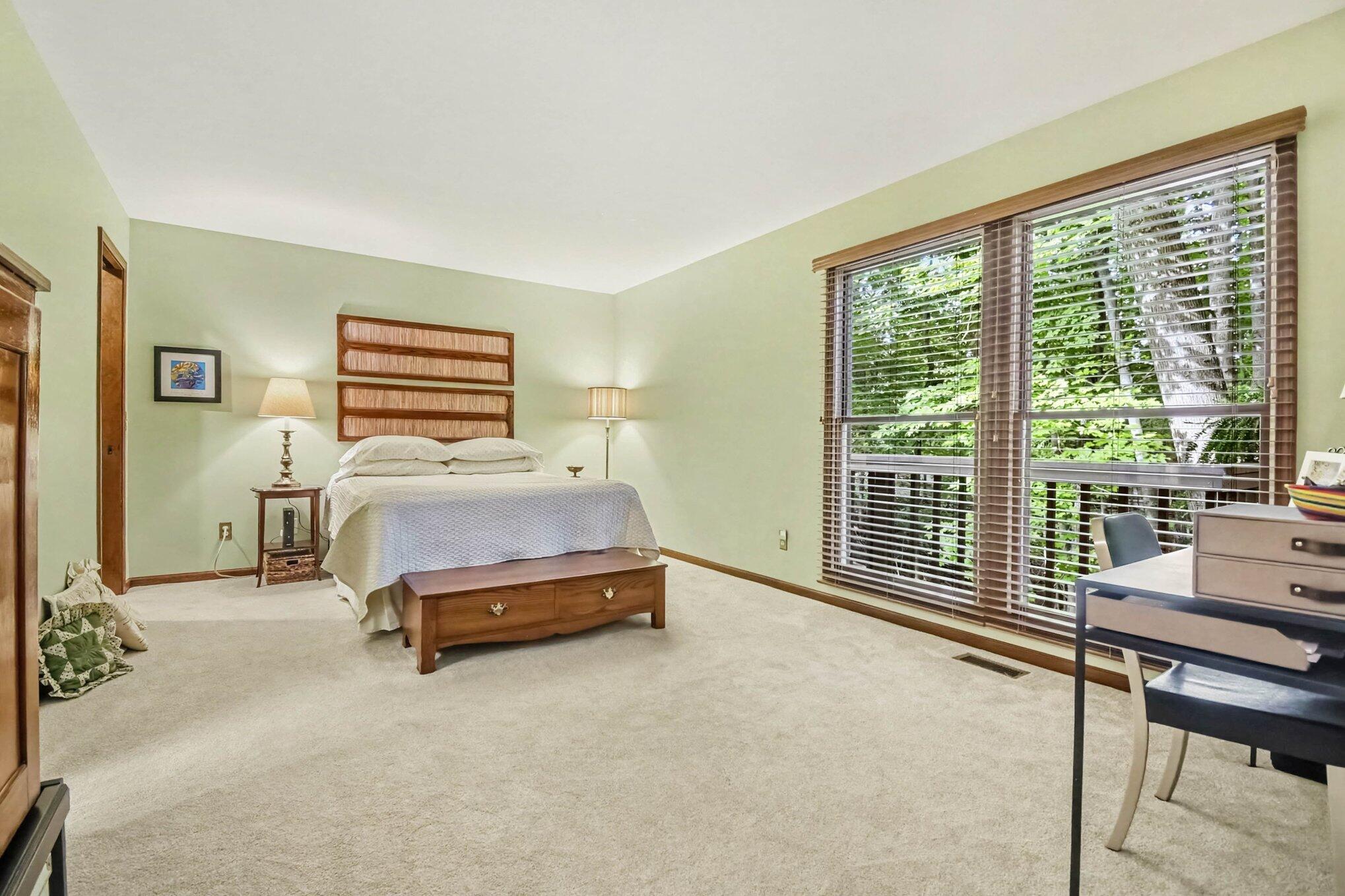 2133 North Cross Creek Drive SE Grand Rapids MI 49508