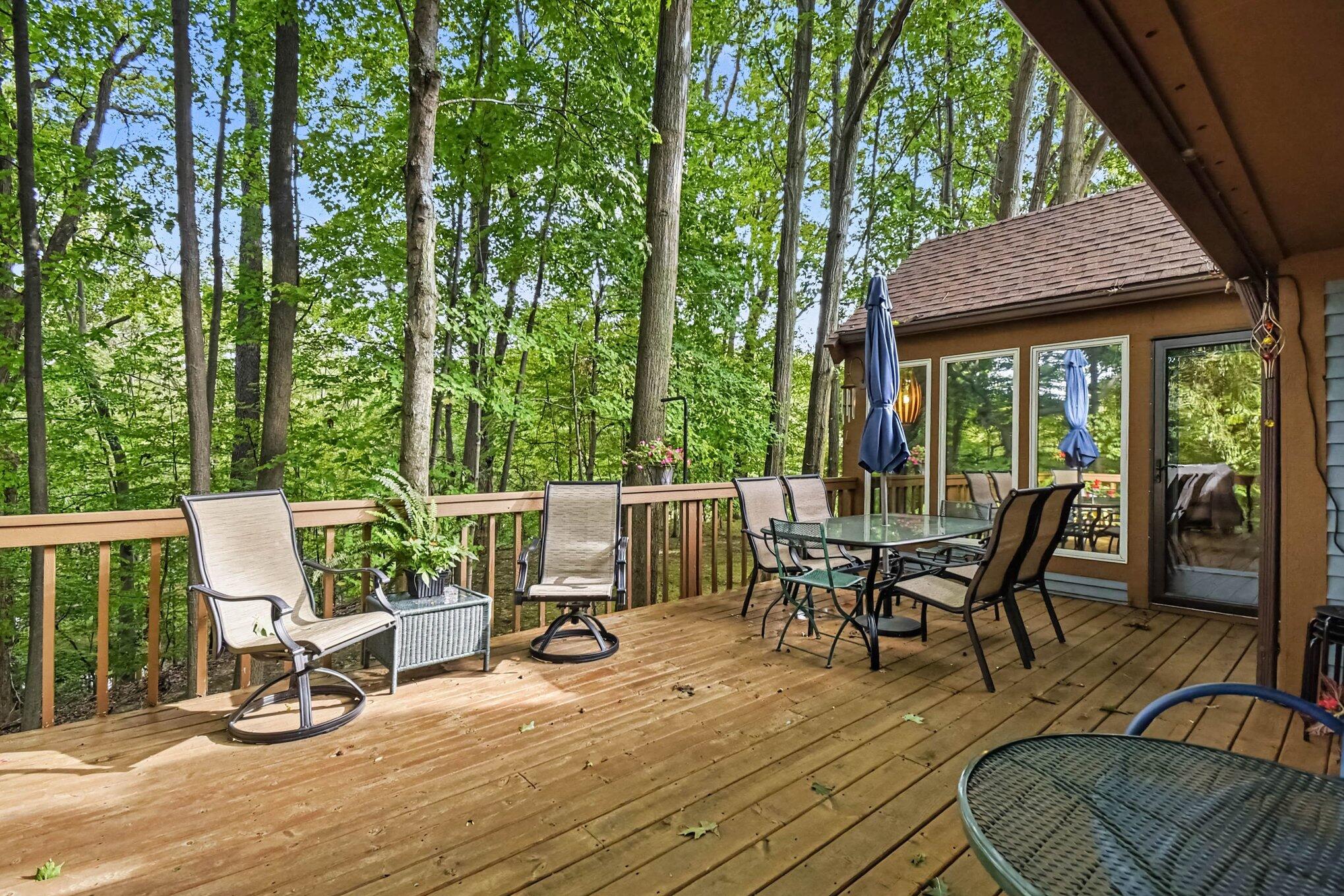 2133 North Cross Creek Drive SE Grand Rapids MI 49508