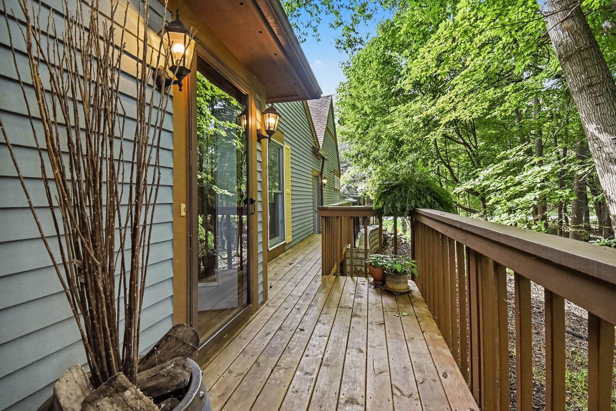2133 North Cross Creek Drive SE Grand Rapids MI 49508