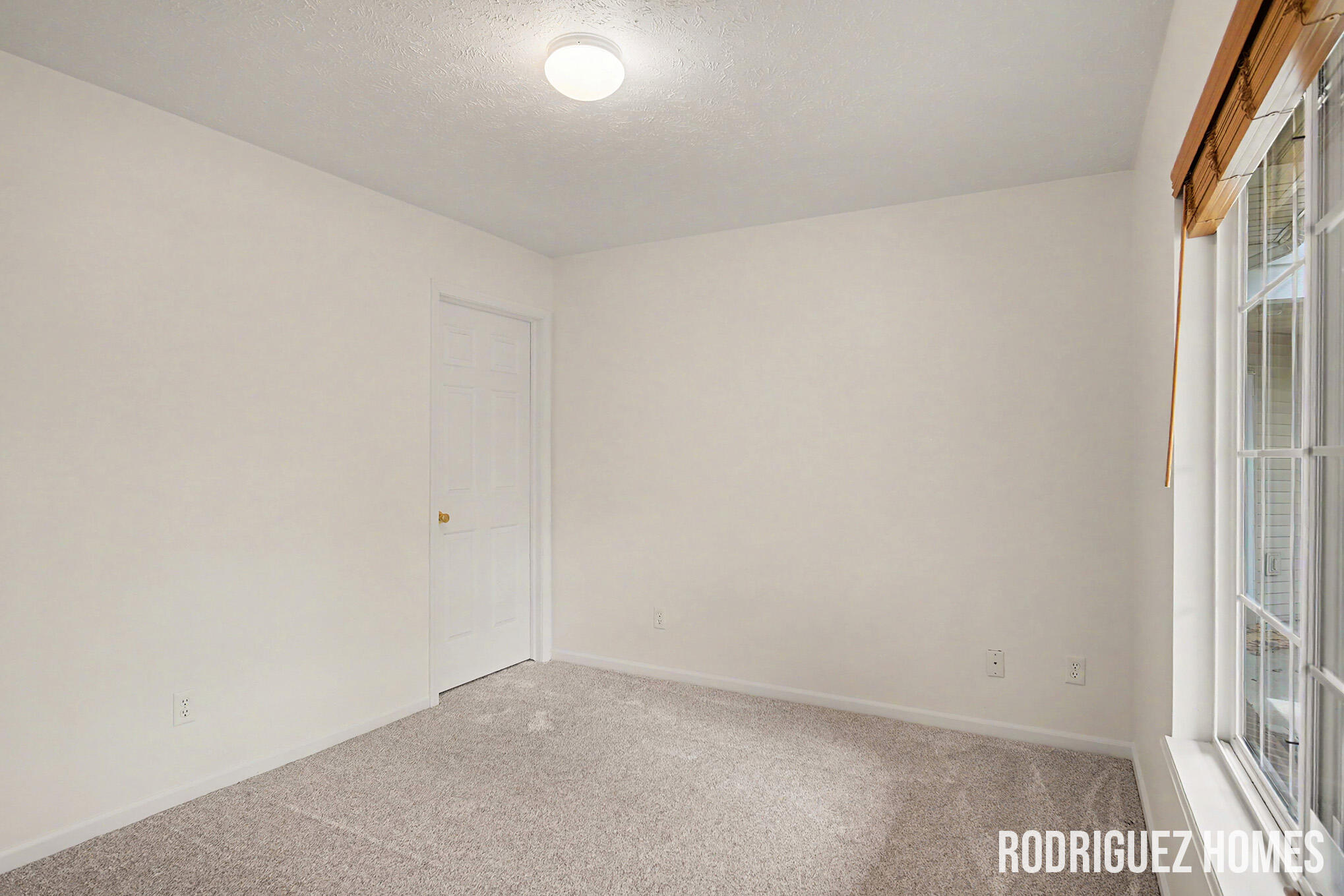 2621 Cascade Place Drive SE Grand Rapids MI 49546
