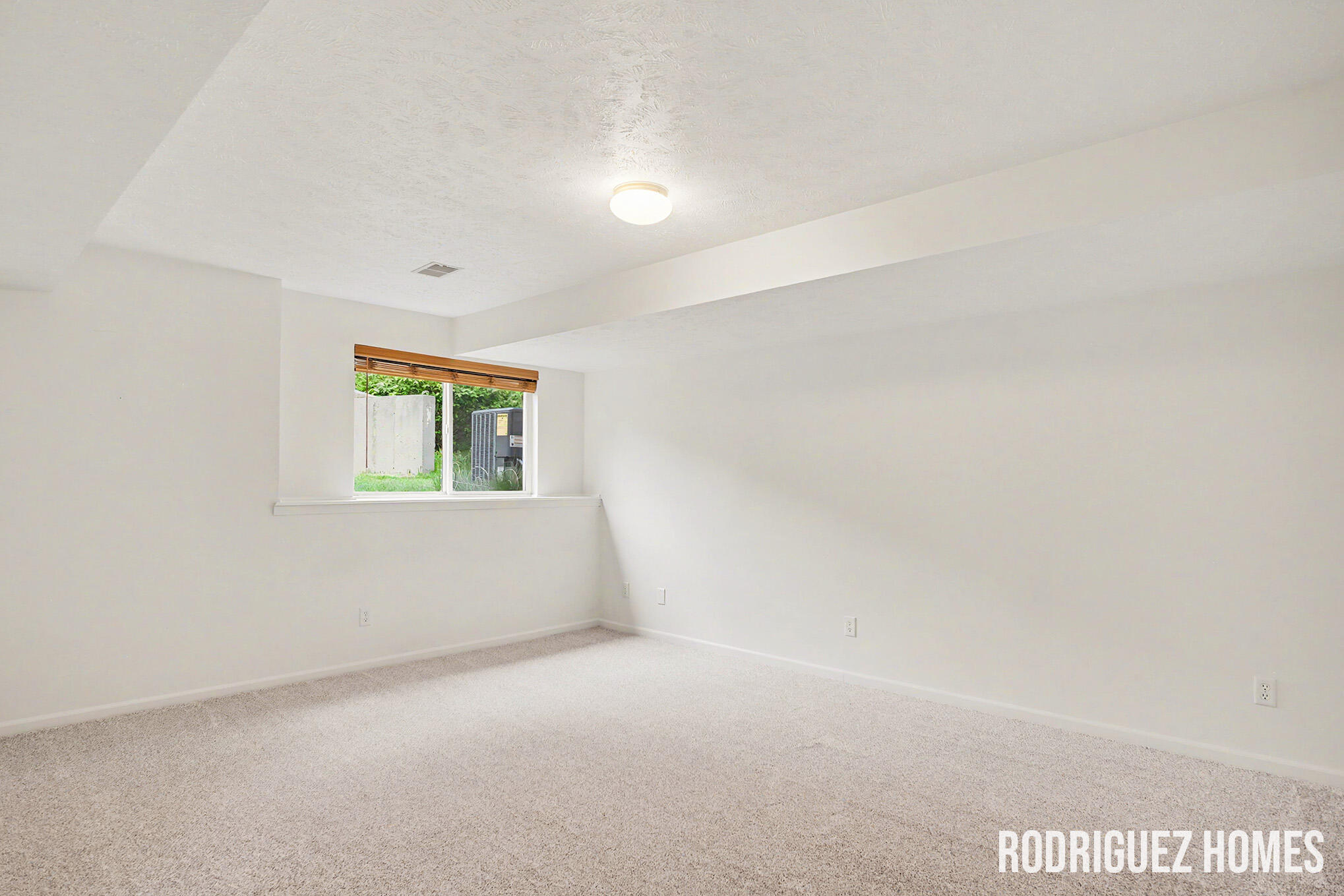 2621 Cascade Place Drive SE Grand Rapids MI 49546