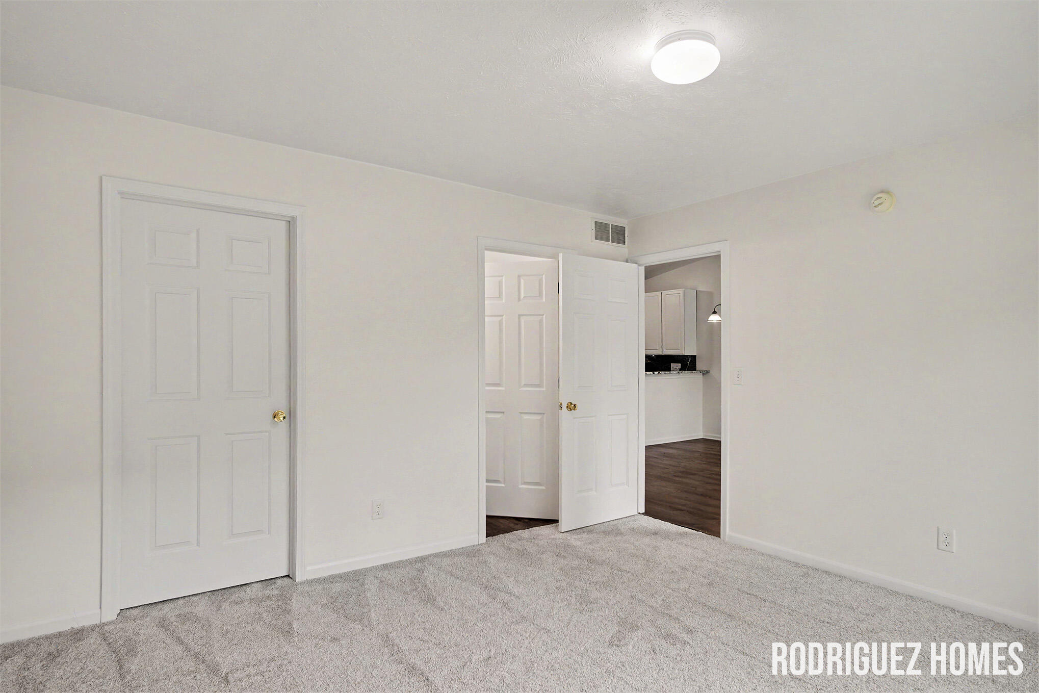 2621 Cascade Place Drive SE Grand Rapids MI 49546