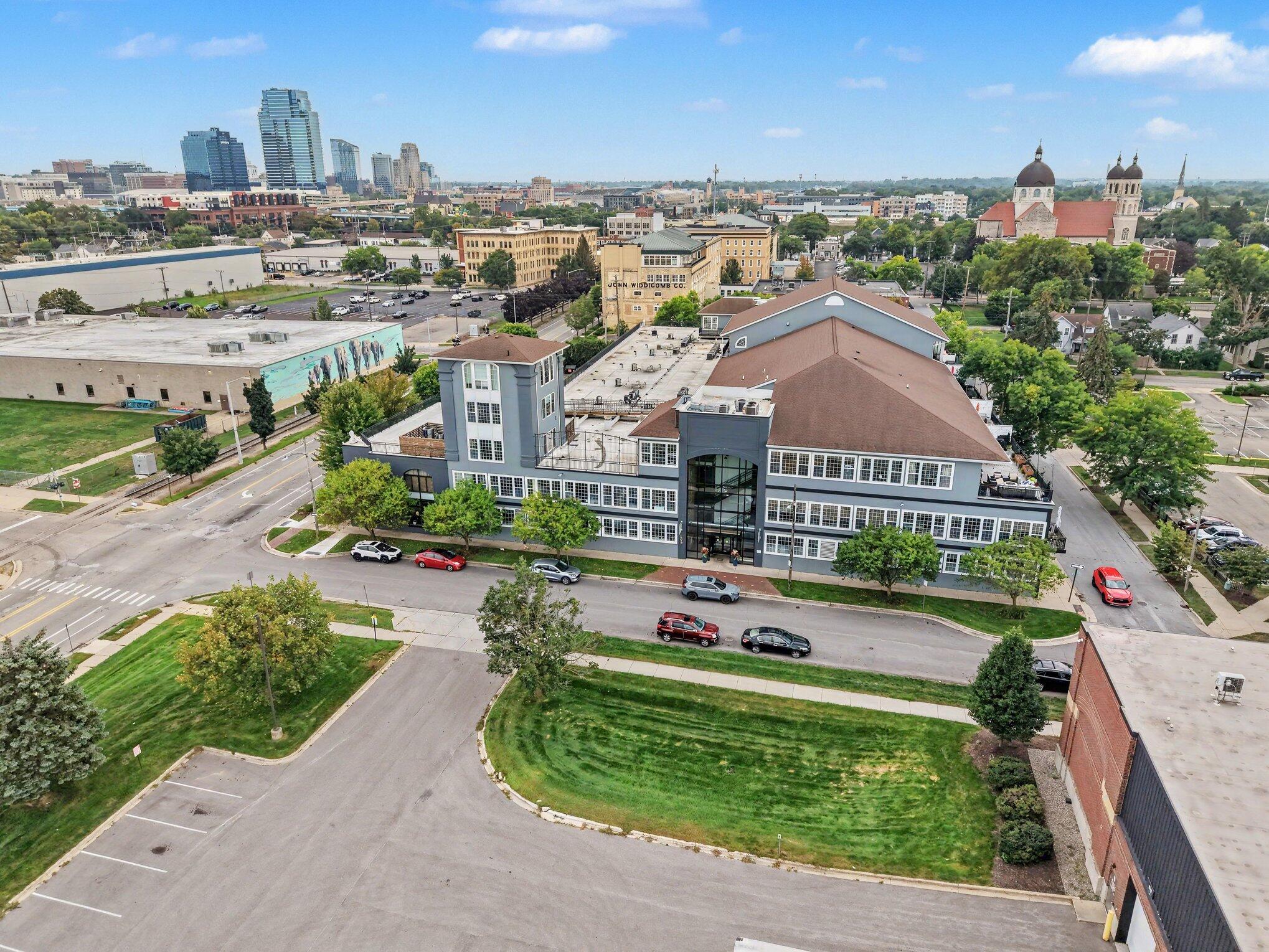 600 7th Street NW Grand Rapids MI 49504