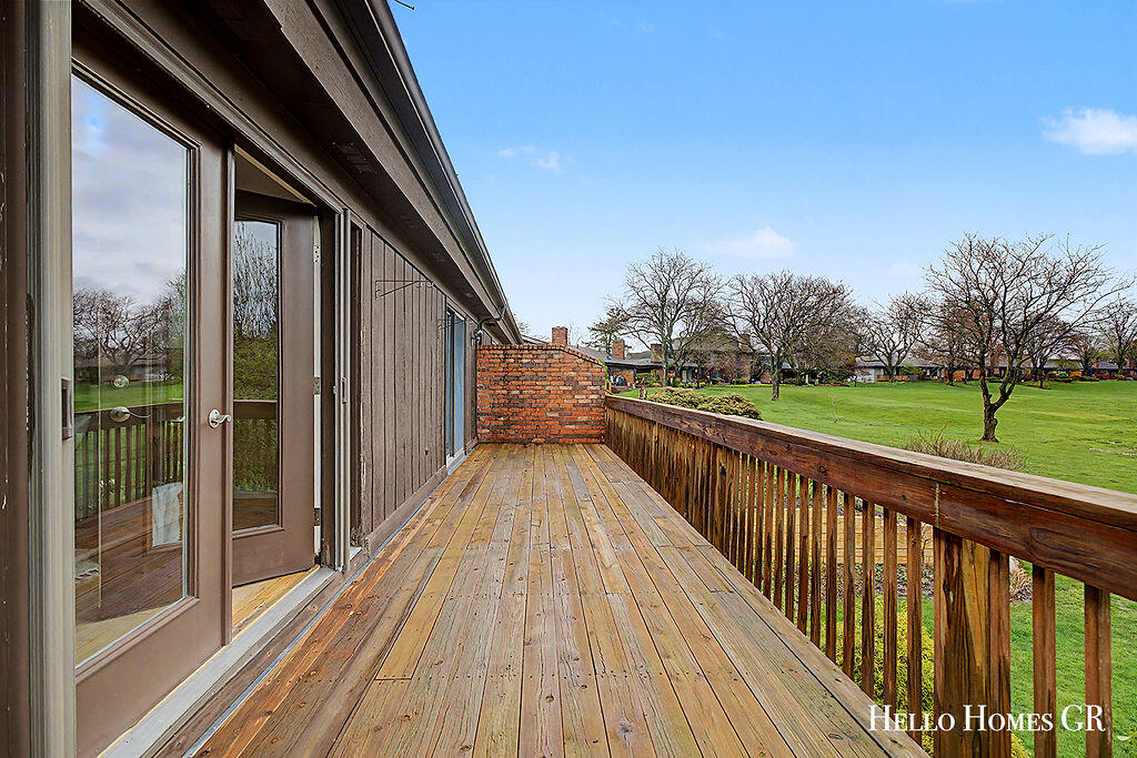 5980 Parview Drive SE Grand Rapids MI 49546