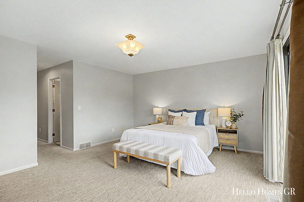 5980 Parview Drive SE Grand Rapids MI 49546