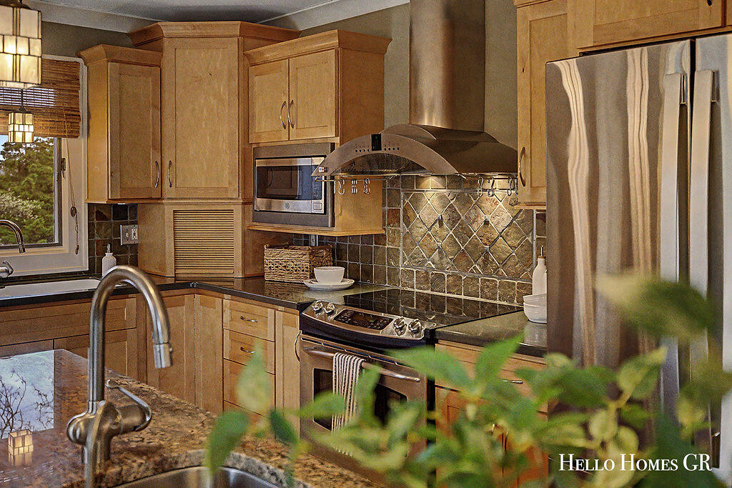 5980 Parview Drive SE Grand Rapids MI 49546