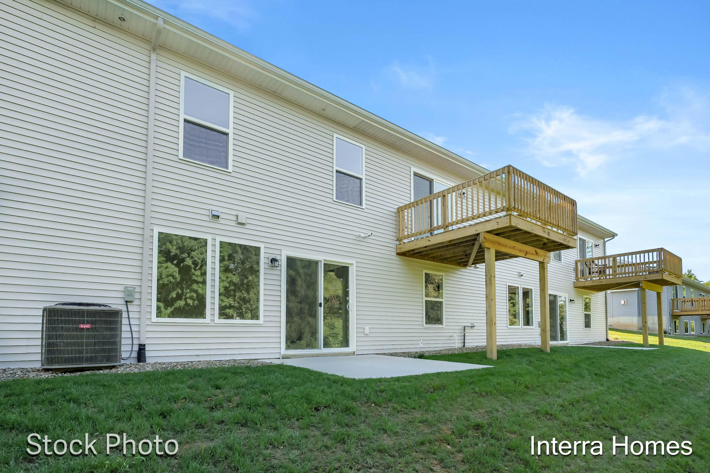 1593 N Village Circle Kalamazoo MI 49009