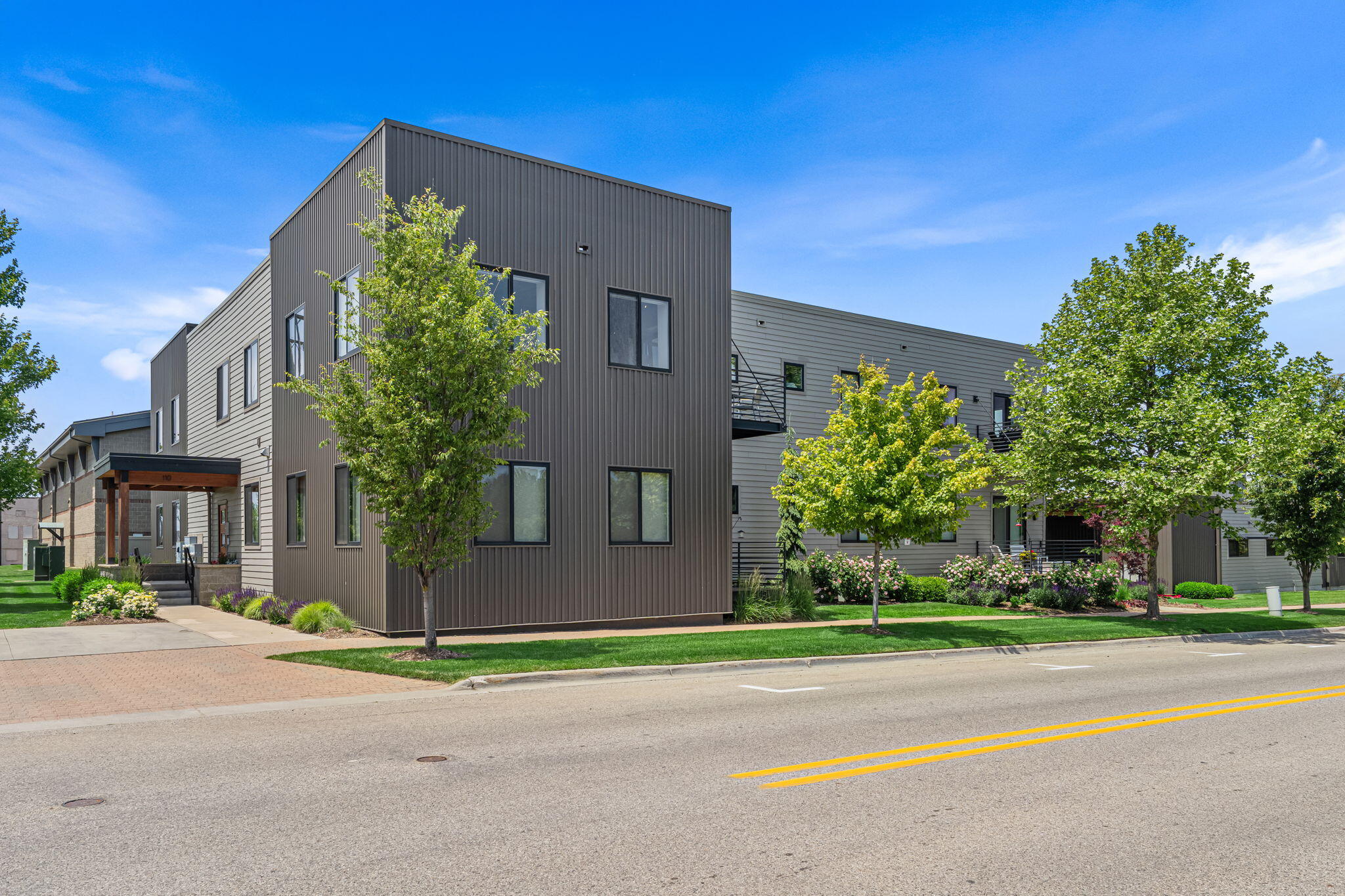 110 Central Avenue Holland MI 49423