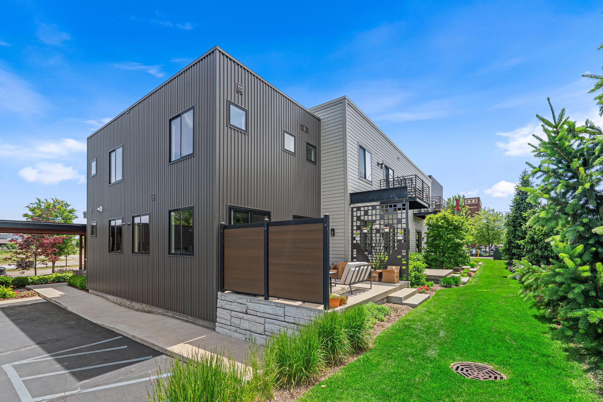 110 Central Avenue Holland MI 49423