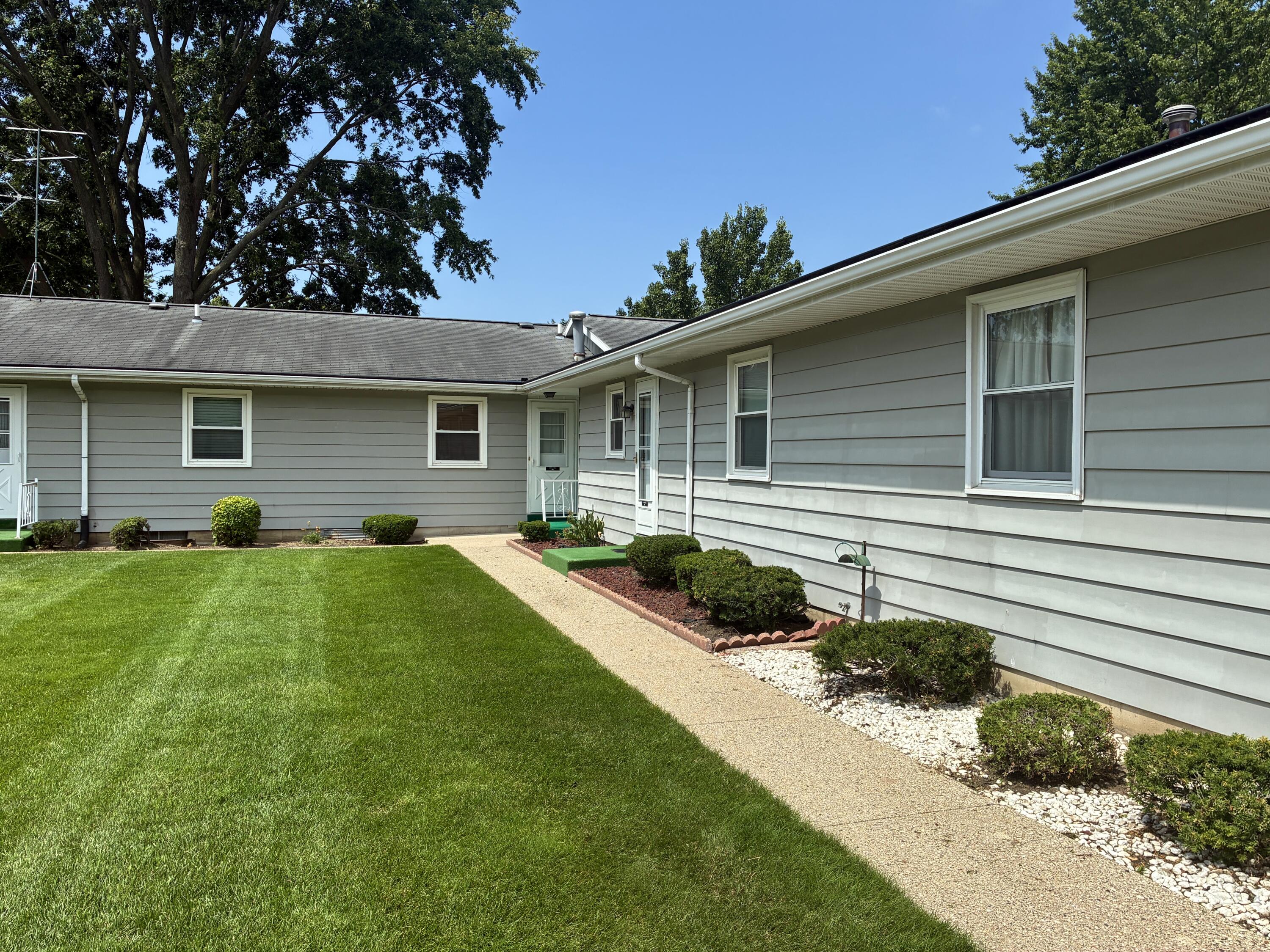 896 Andover Court SE Grand Rapids MI 49508