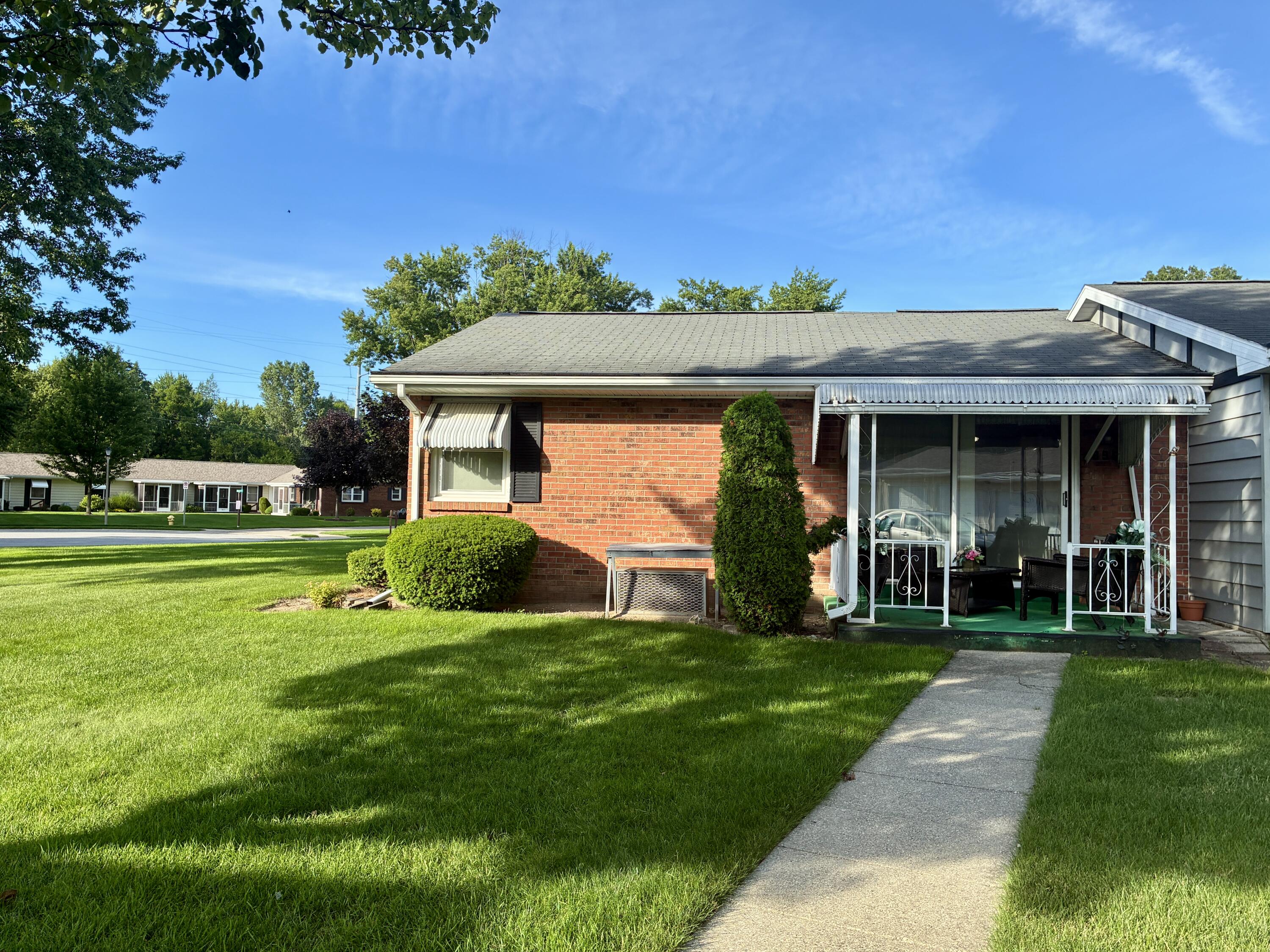 896 Andover Court SE Grand Rapids MI 49508