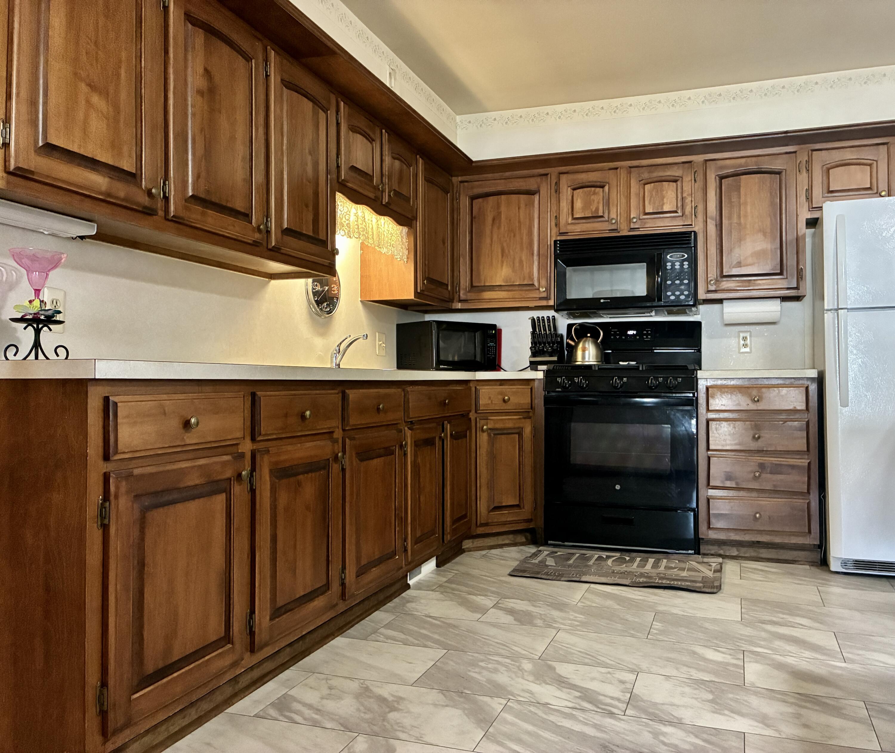 896 Andover Court SE Grand Rapids MI 49508