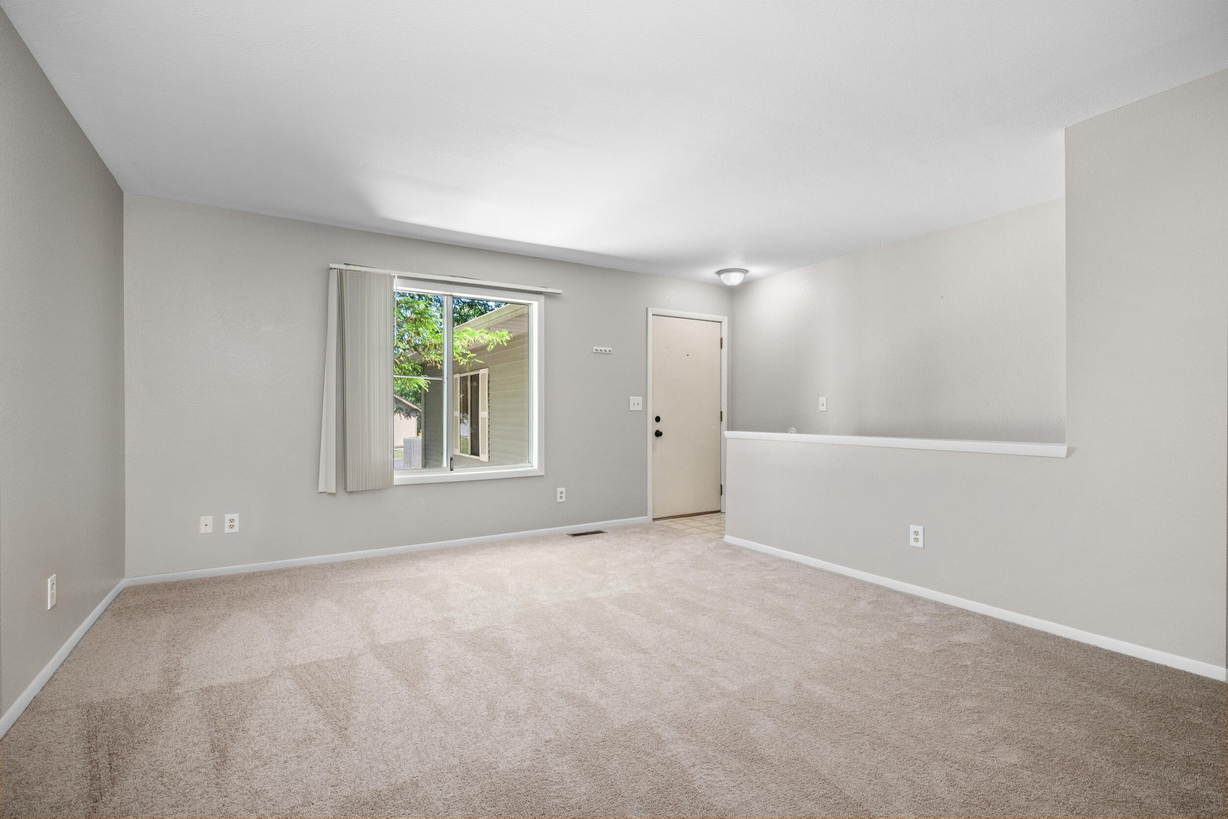 2977 Englewood Avenue SE Grand Rapids MI 49508