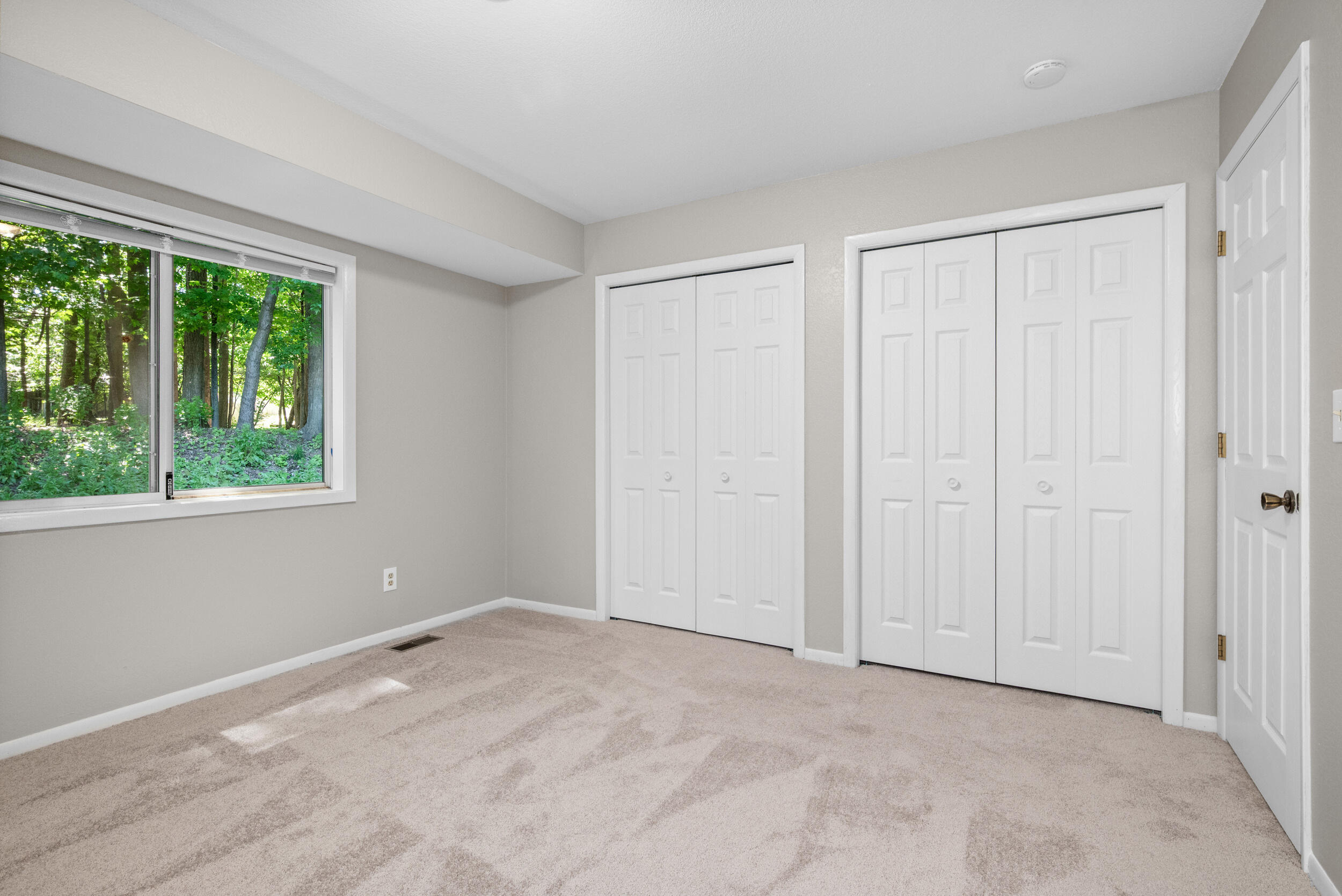 2977 Englewood Avenue SE Grand Rapids MI 49508