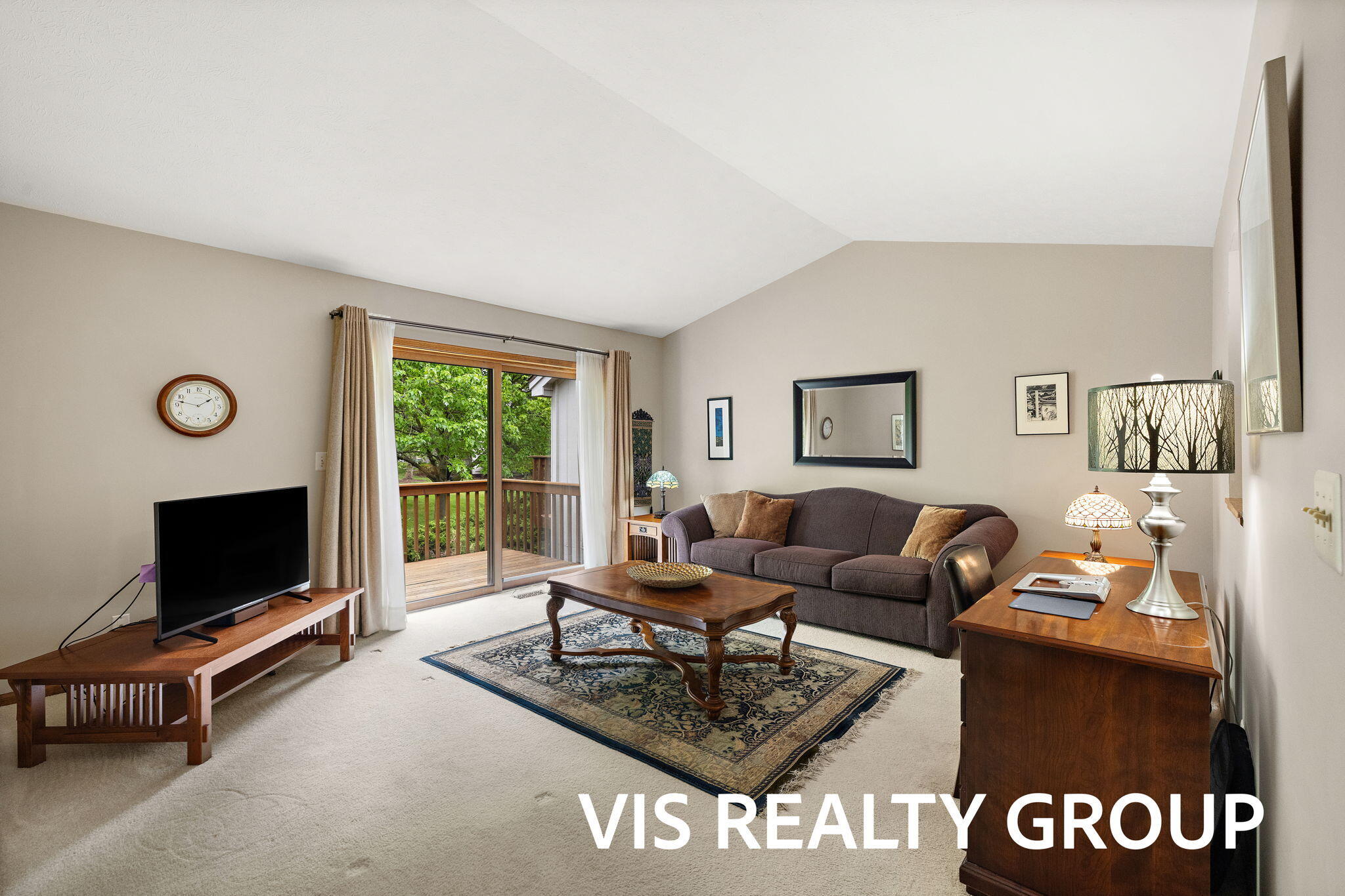 72 Skyline Circle NW Grand Rapids MI 49504