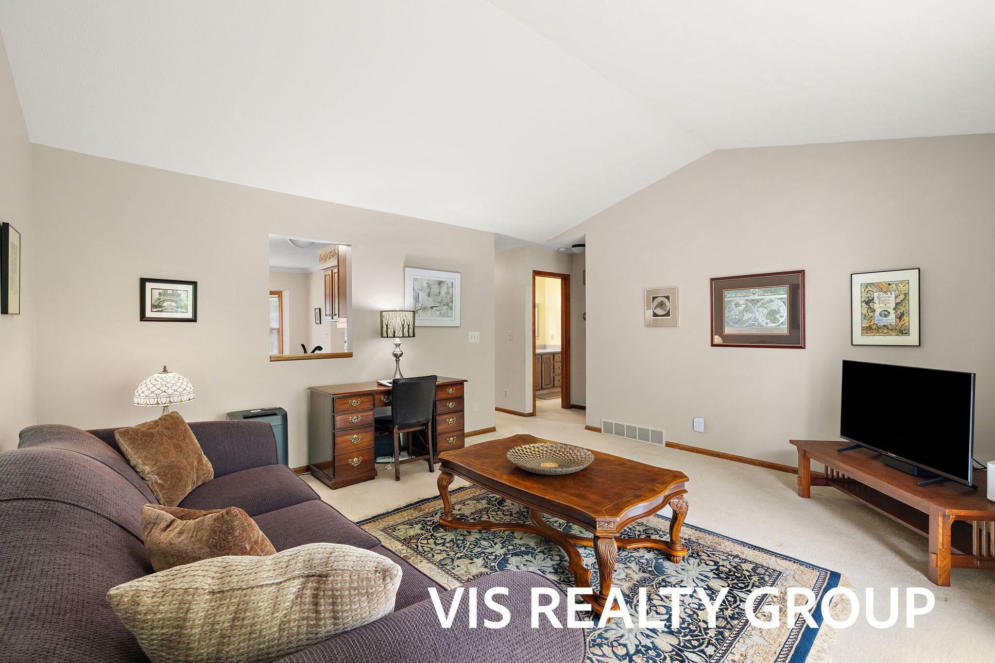 72 Skyline Circle NW Grand Rapids MI 49504