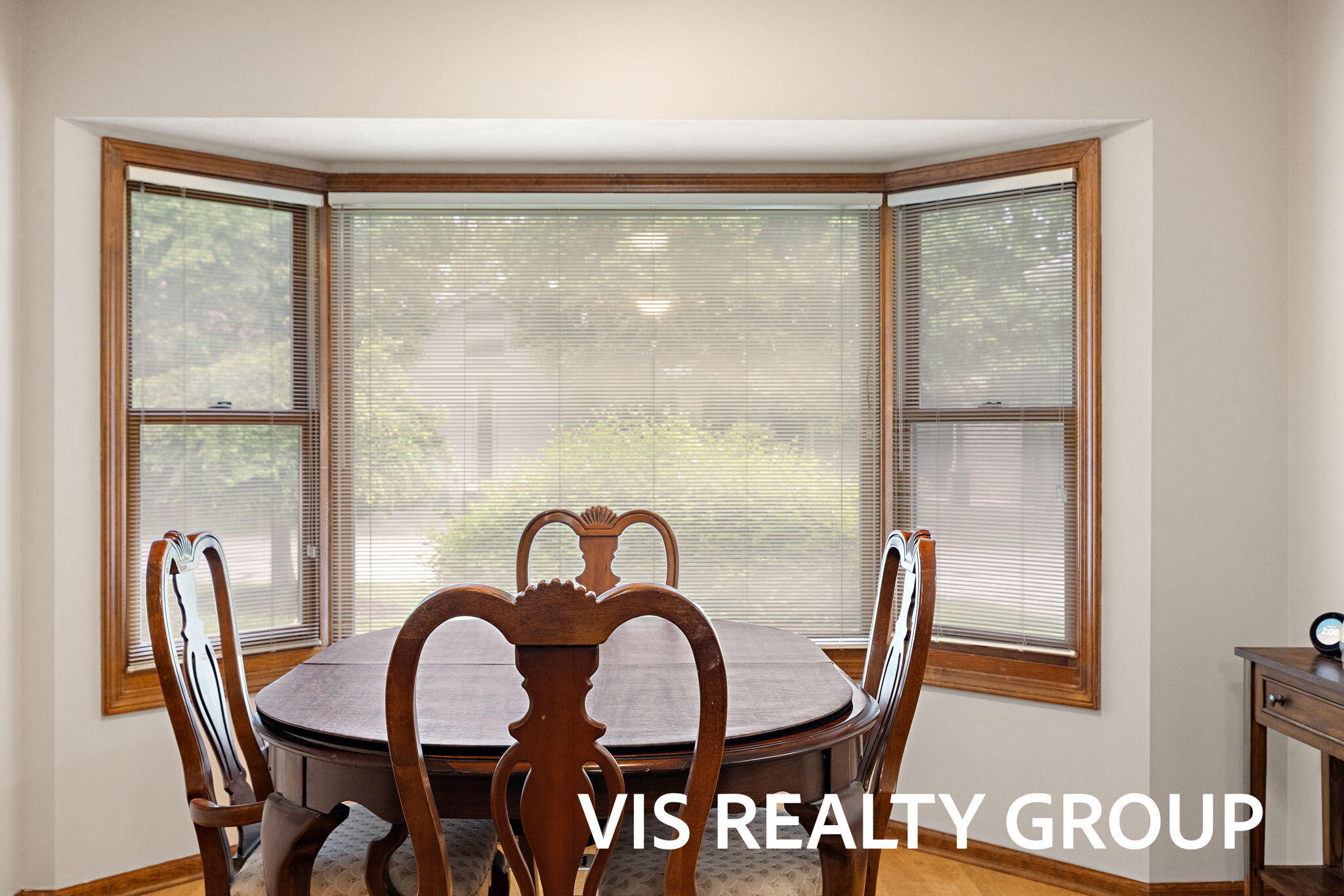 72 Skyline Circle NW Grand Rapids MI 49504