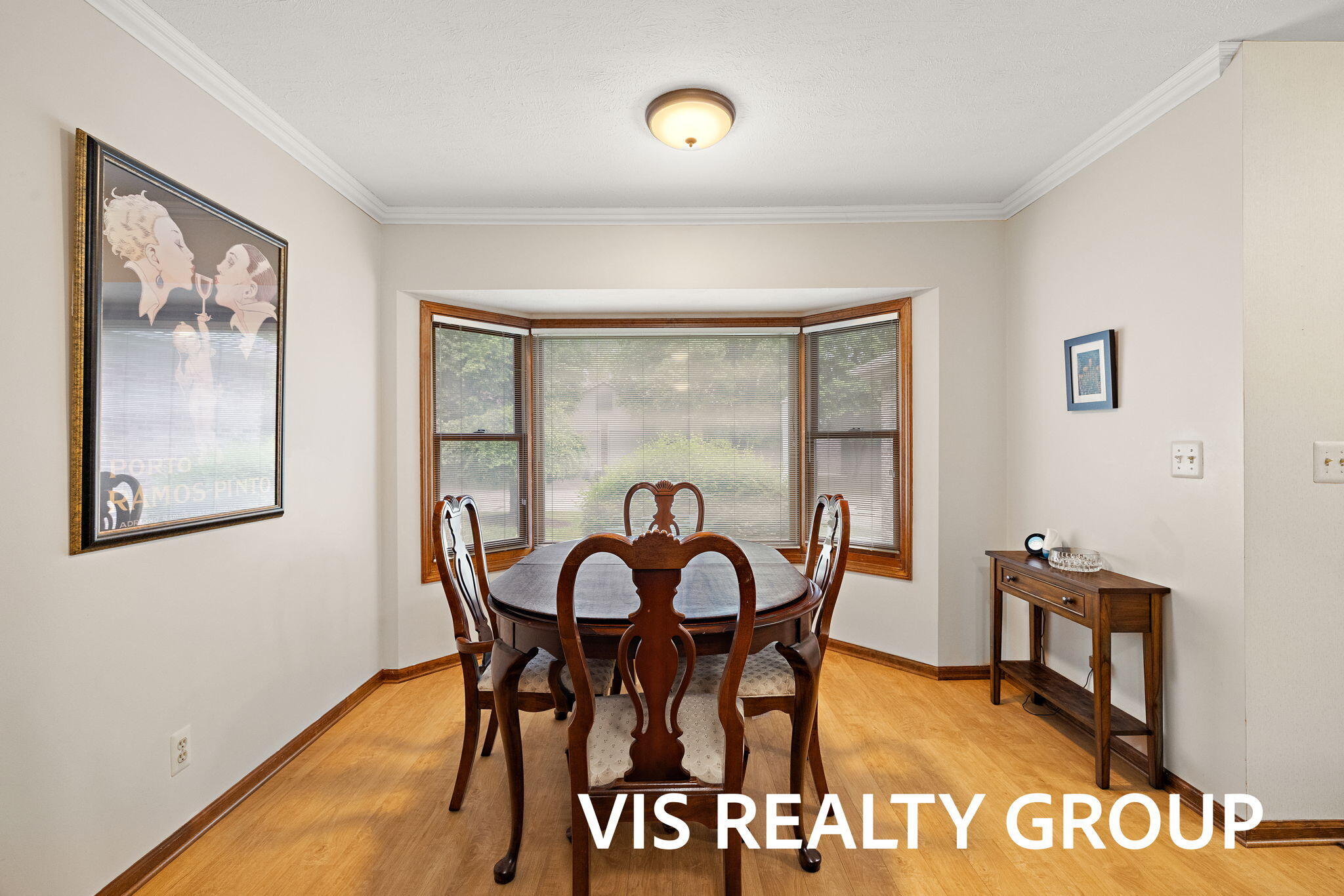 72 Skyline Circle NW Grand Rapids MI 49504